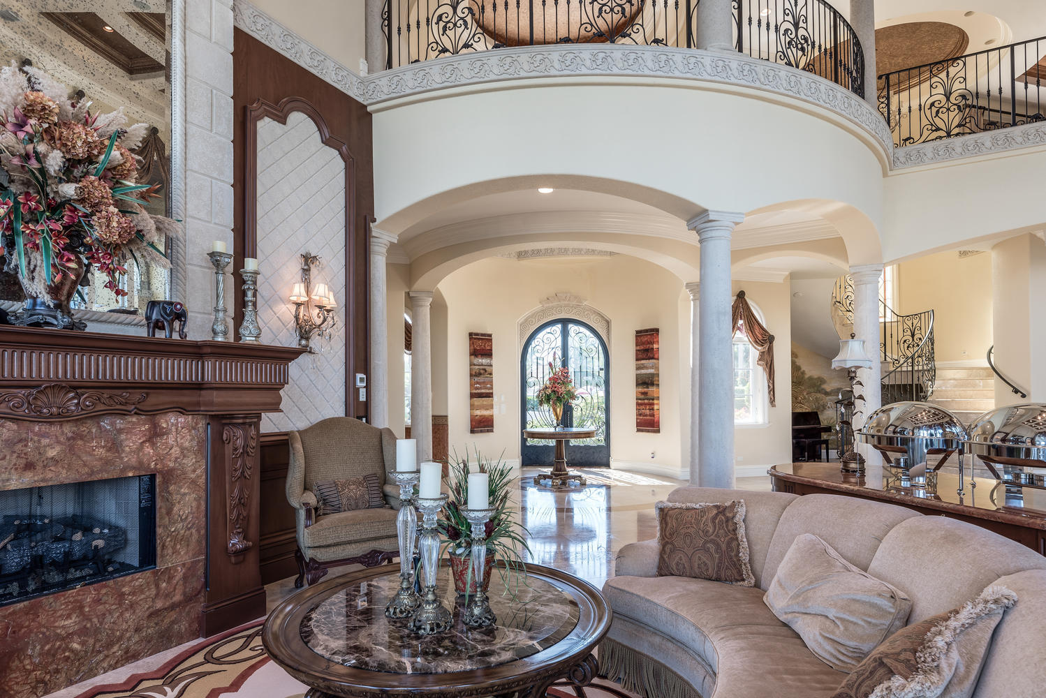 SANTA BARBARA SHORES - Residential