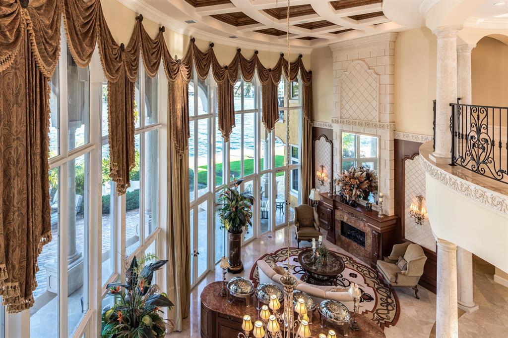 SANTA BARBARA SHORES - Residential