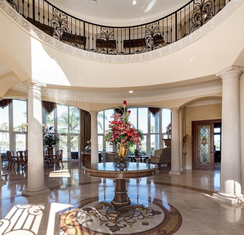SANTA BARBARA SHORES - Residential