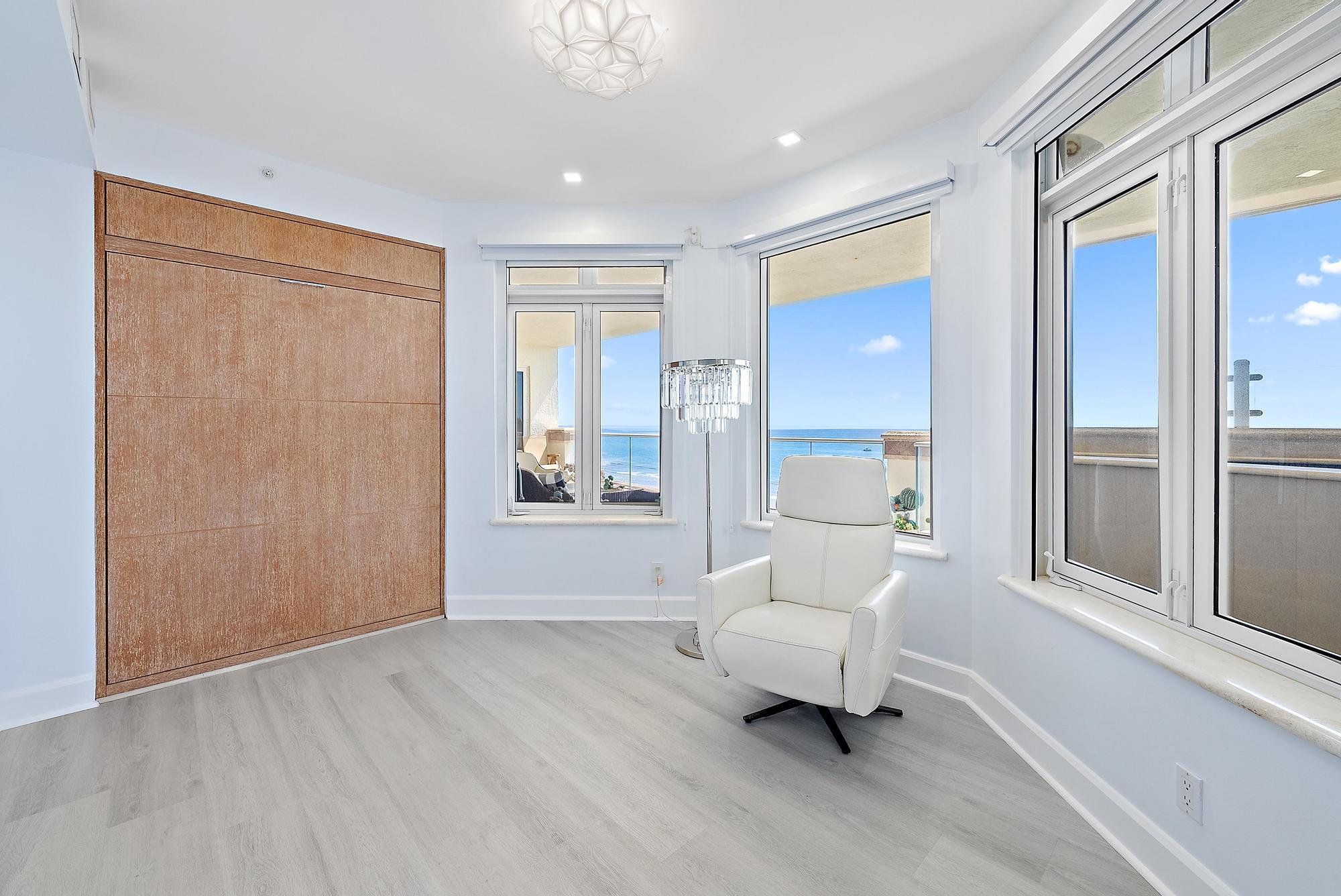 ATHENA CONDO - Residential