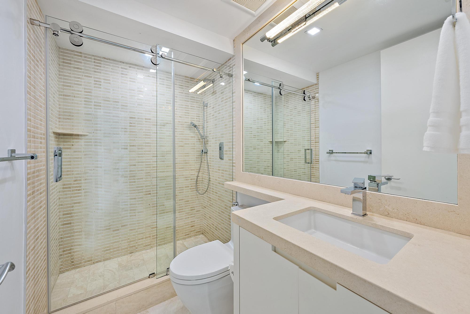 ATHENA CONDO - Residential