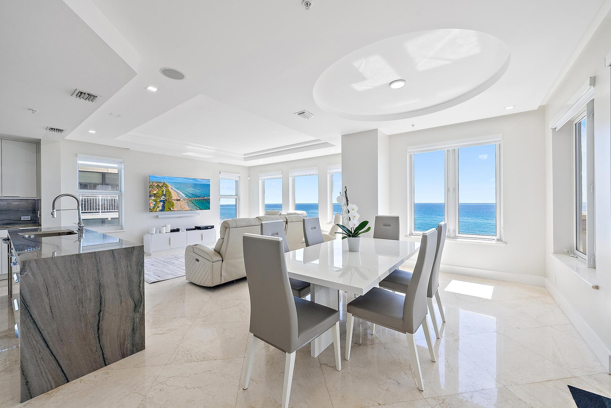 ATHENA CONDO - Residential