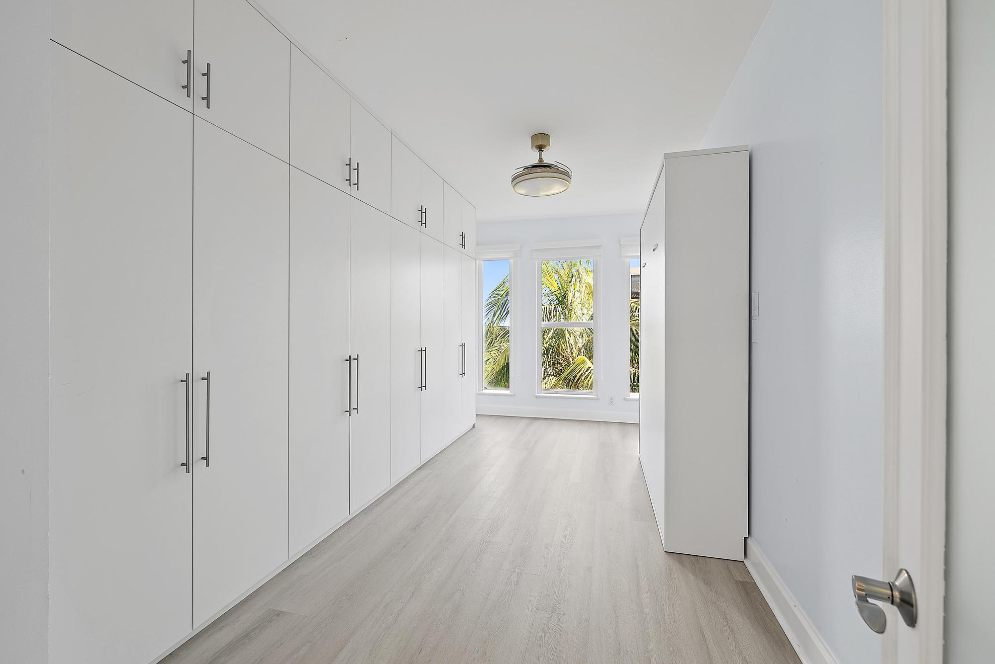 ATHENA CONDO - Residential