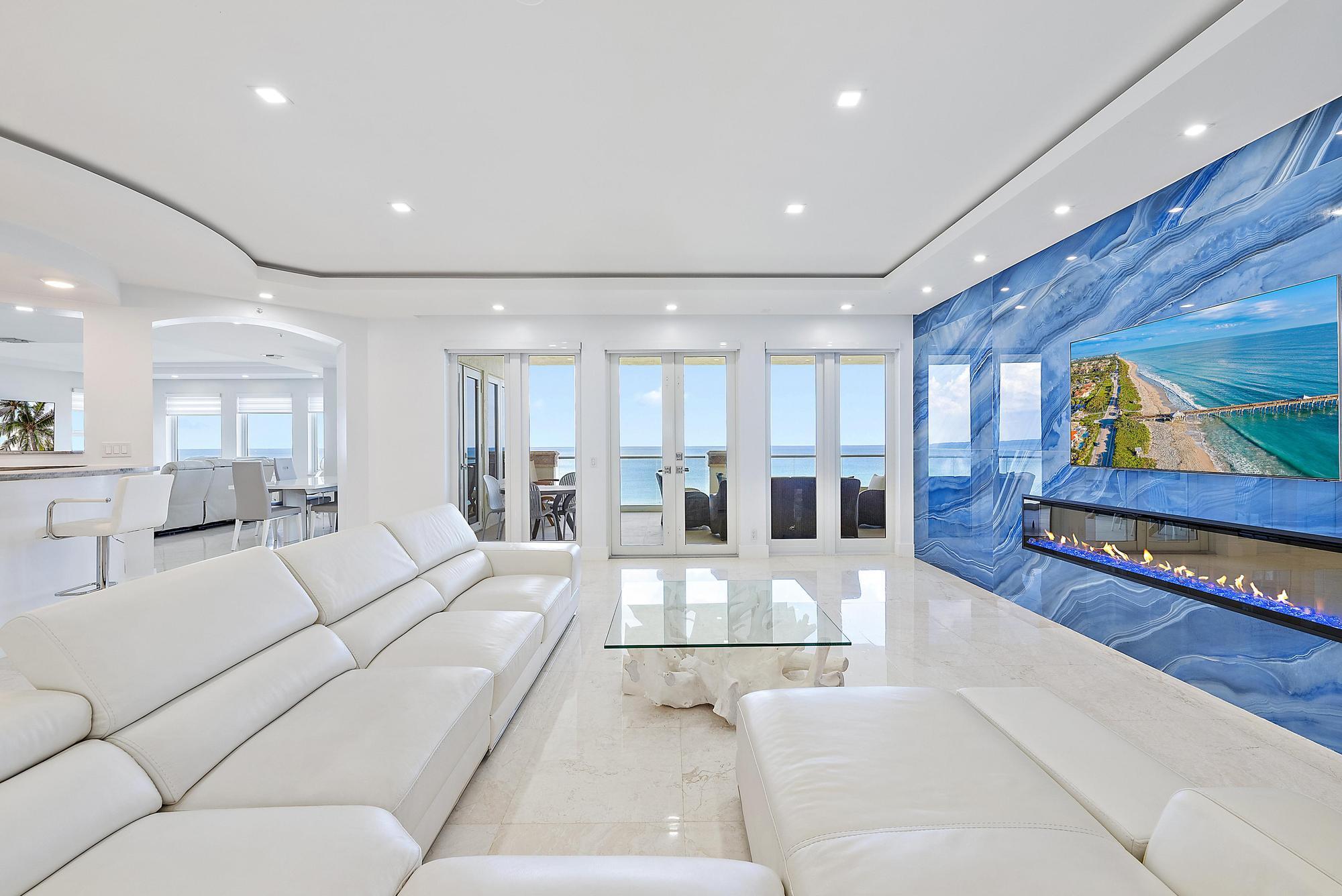ATHENA CONDO - Residential