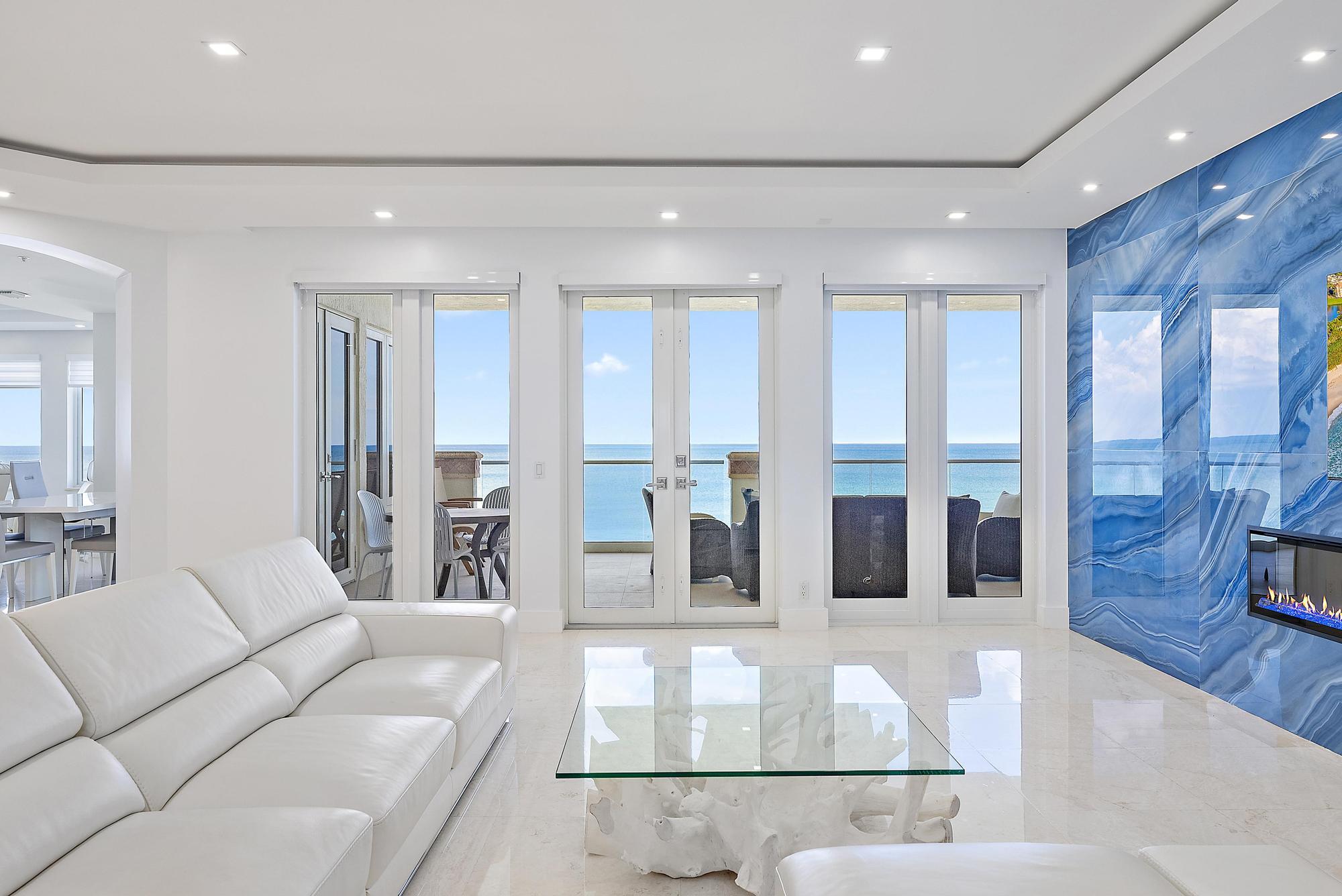 ATHENA CONDO - Residential