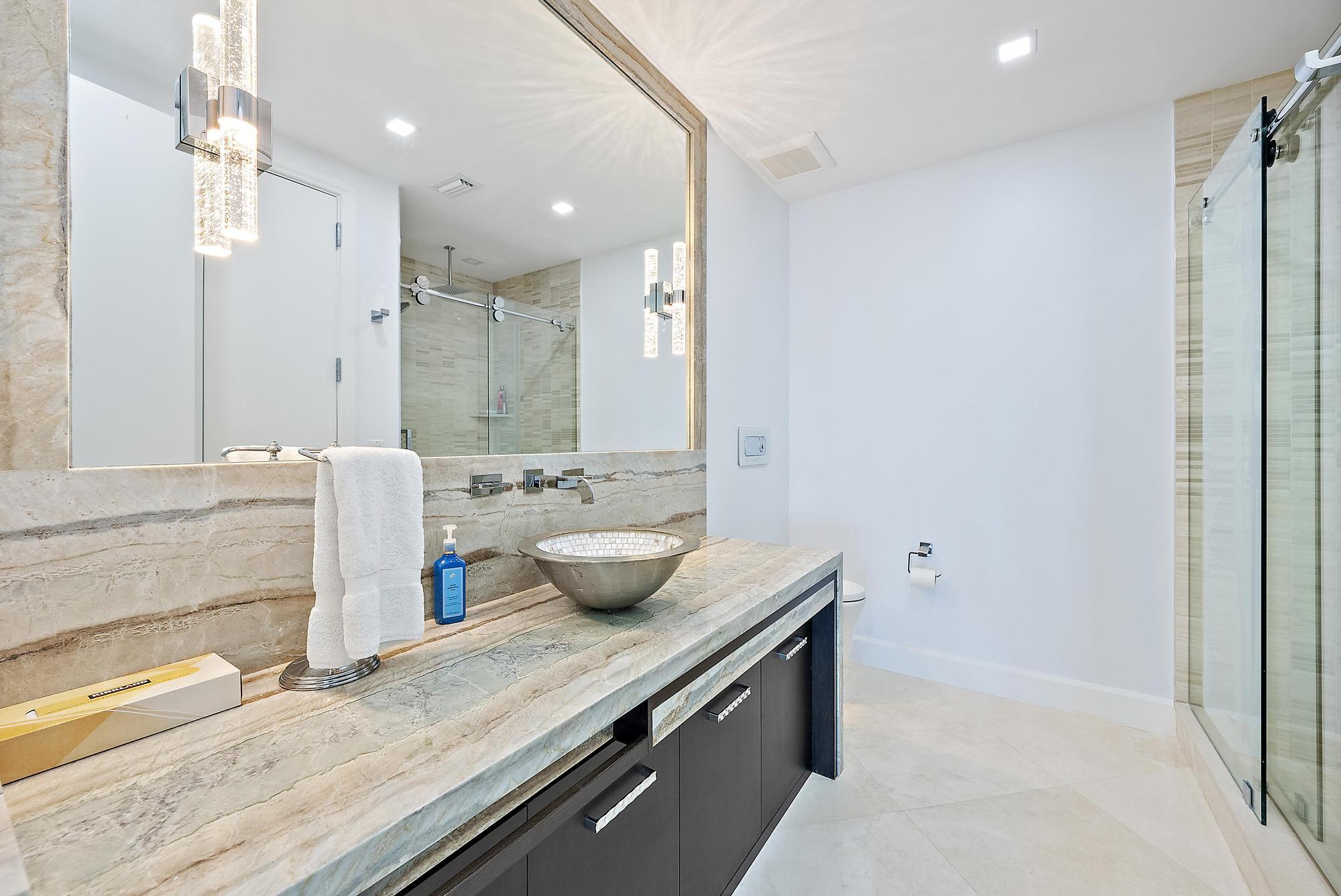 ATHENA CONDO - Residential