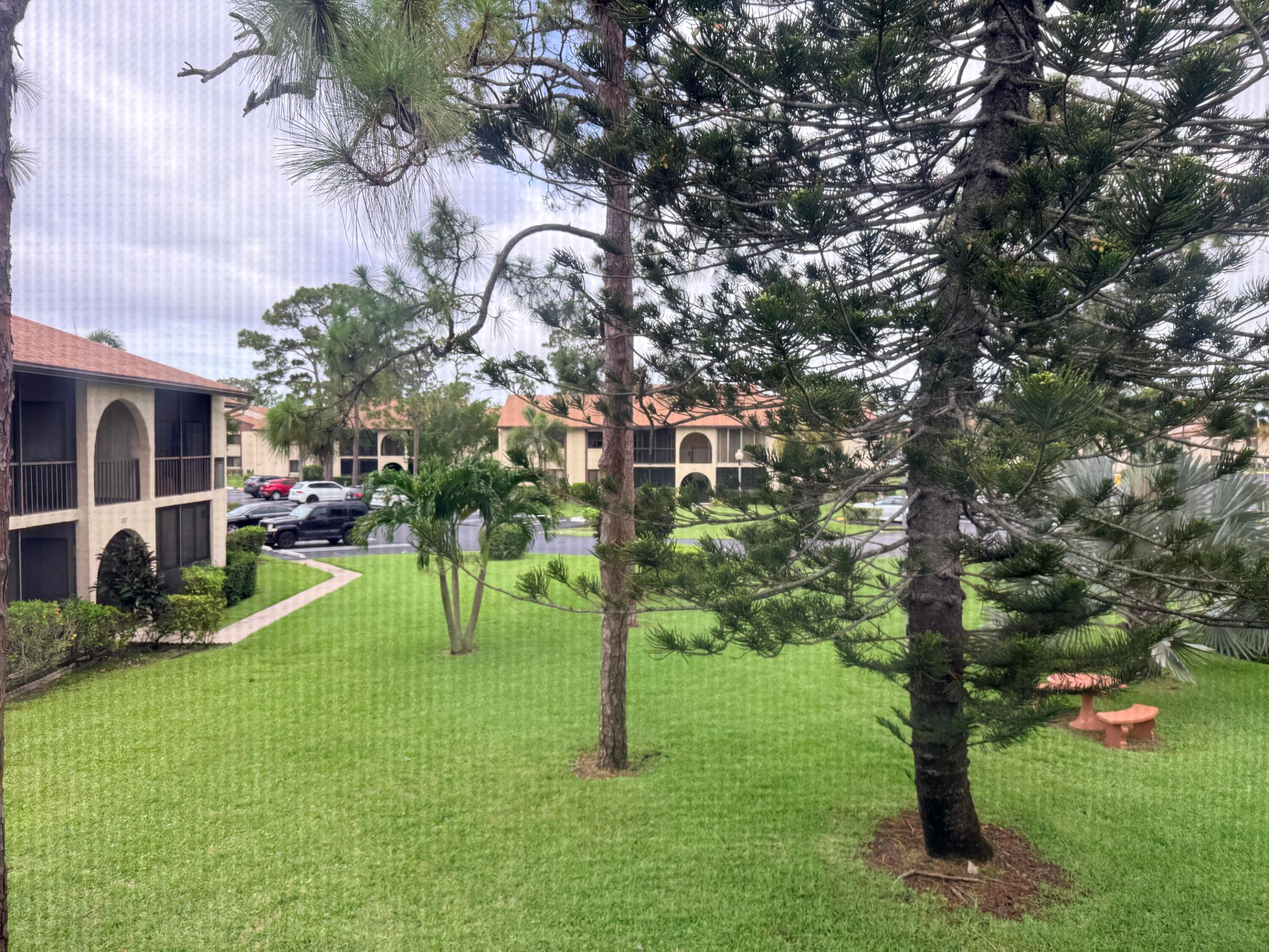 PINE RIDGE SOUTH III CONDO - Residential