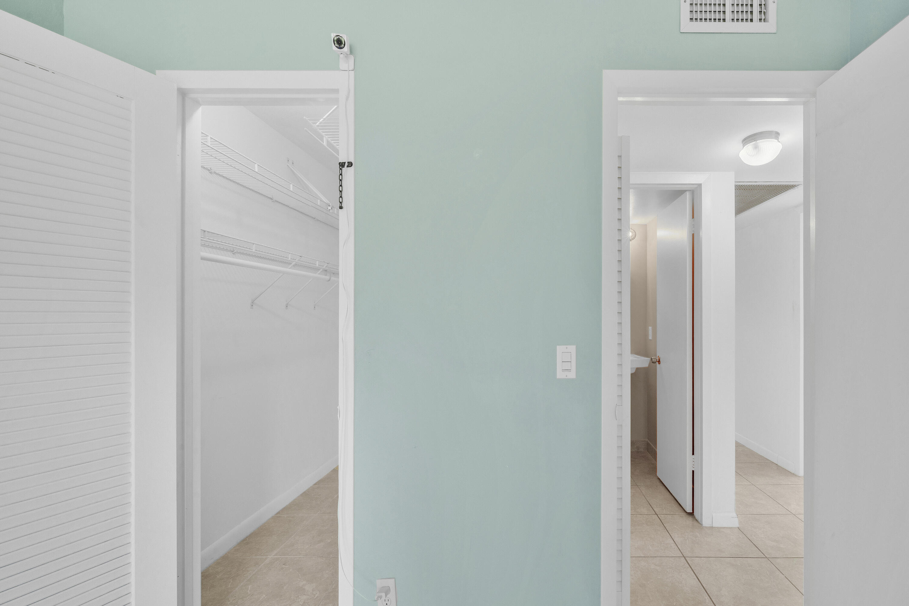SUFFOLK AT CENTURY VILLAGE CONDO - Residential Lease