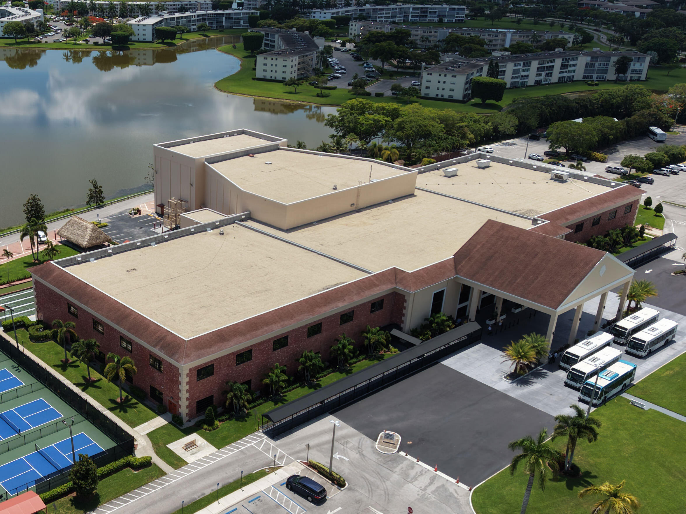 SUFFOLK AT CENTURY VILLAGE CONDO - Residential Lease