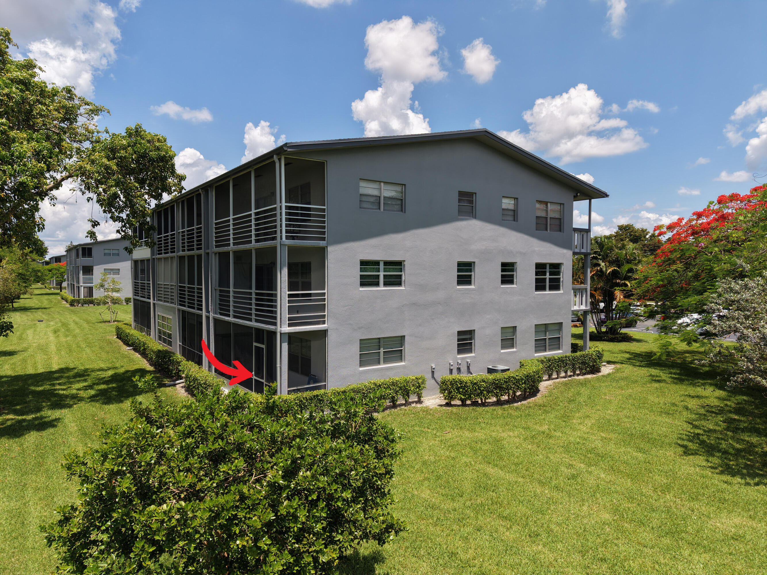 SUFFOLK AT CENTURY VILLAGE CONDO - Residential Lease