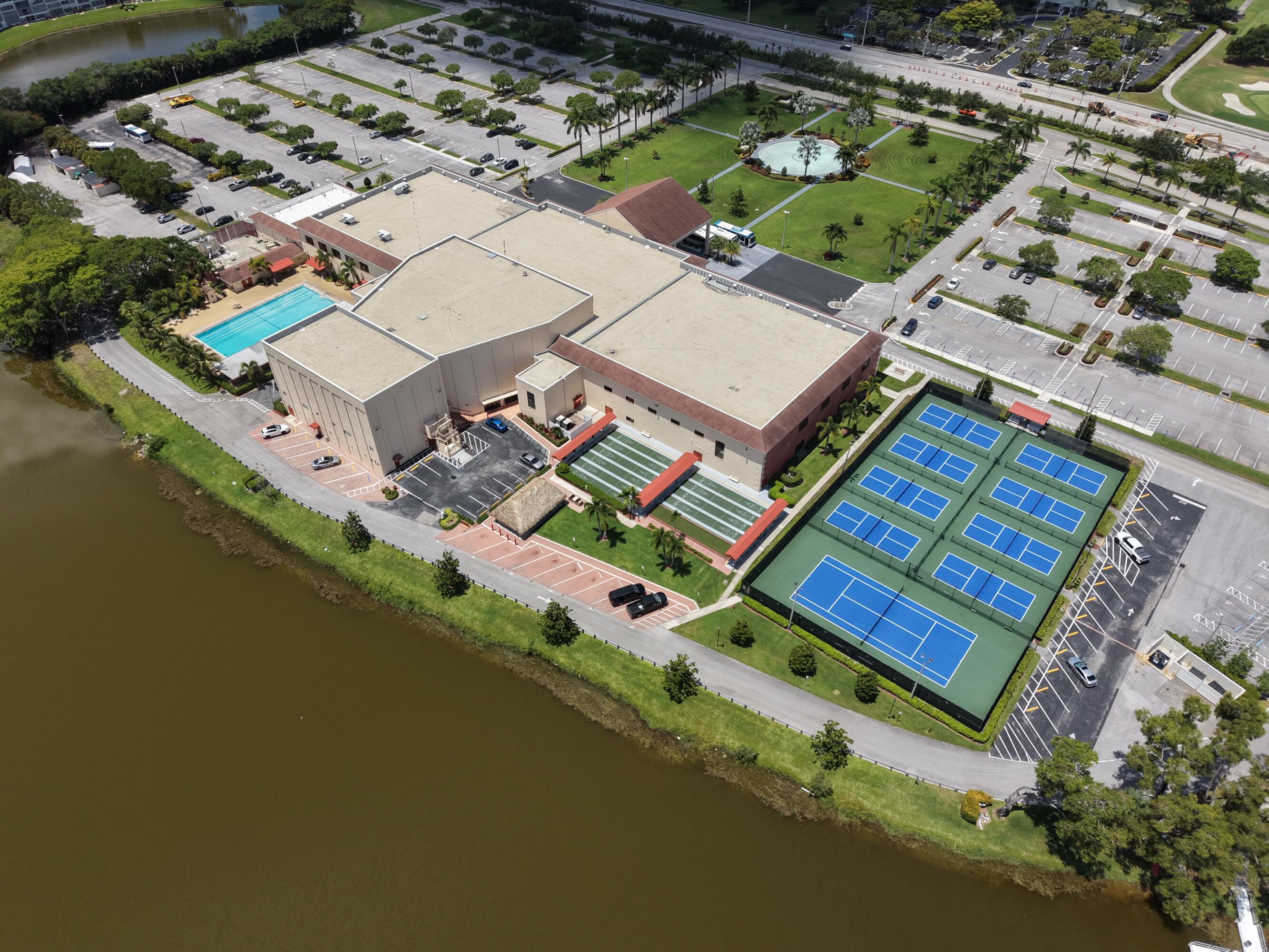 SUFFOLK AT CENTURY VILLAGE CONDO - Residential Lease