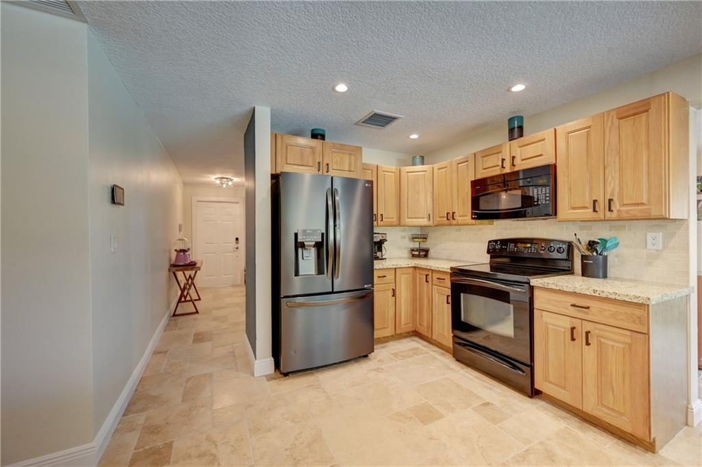 Boca Raton Square Unit 16 - Residential
