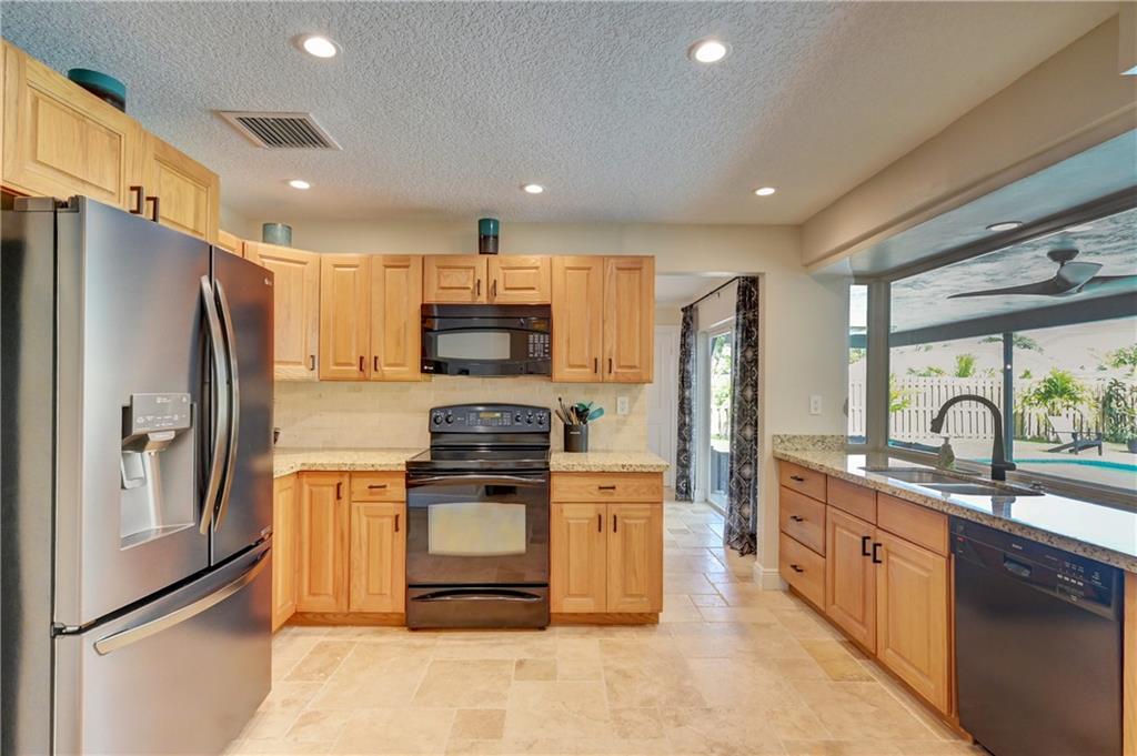 Boca Raton Square Unit 16 - Residential