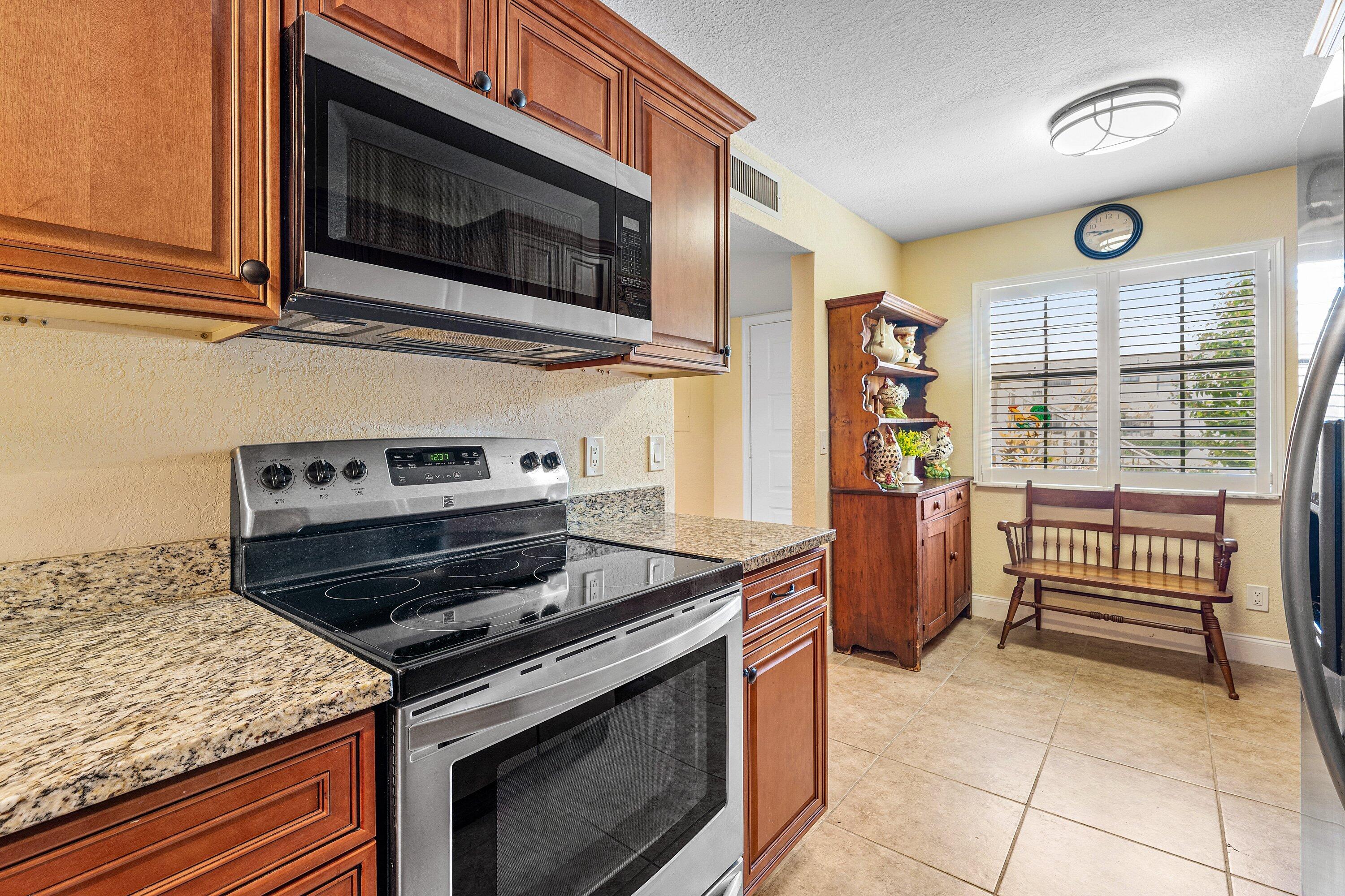 KEYSTONE CONDO - Residential
