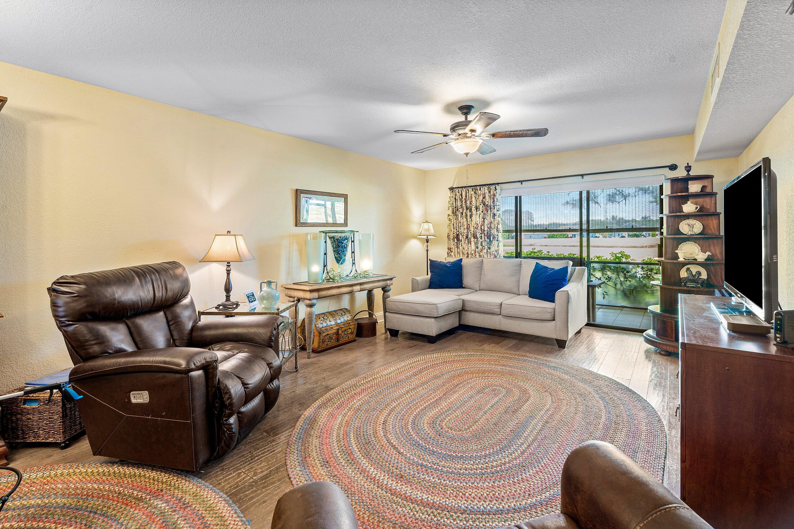 KEYSTONE CONDO - Residential
