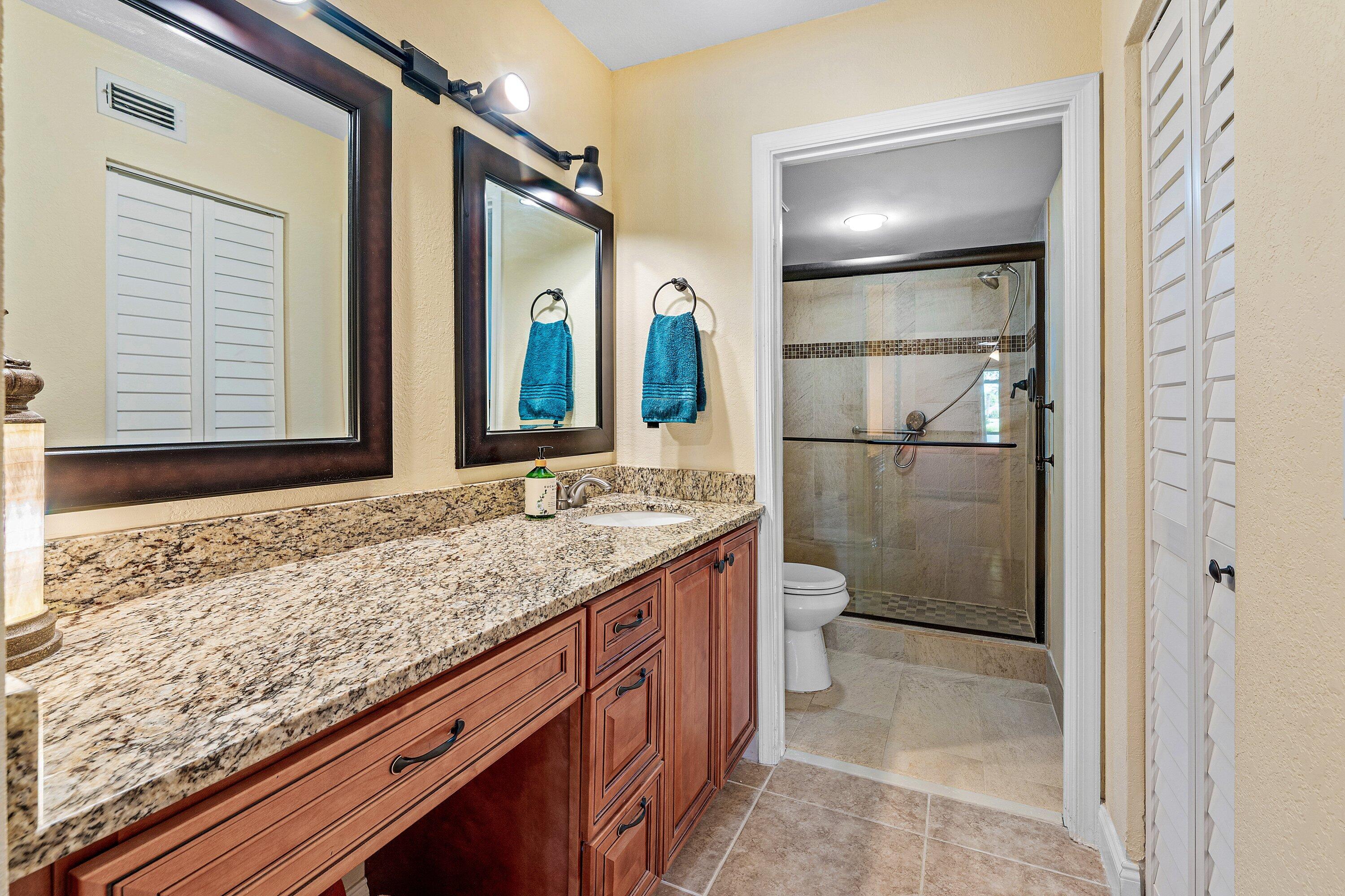 KEYSTONE CONDO - Residential