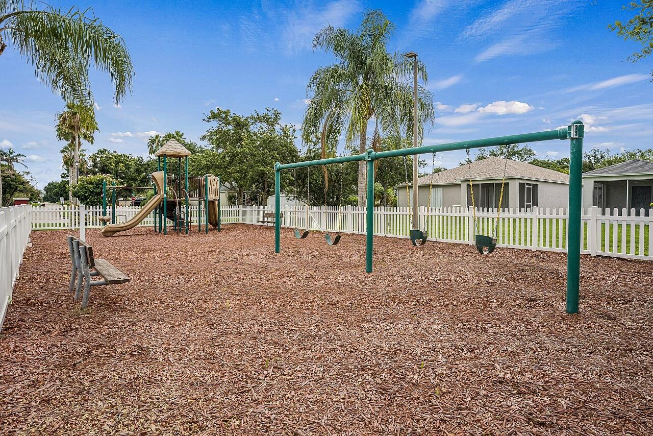 WATERFORD LAKES PHASE I SUBDIVISION - Residential