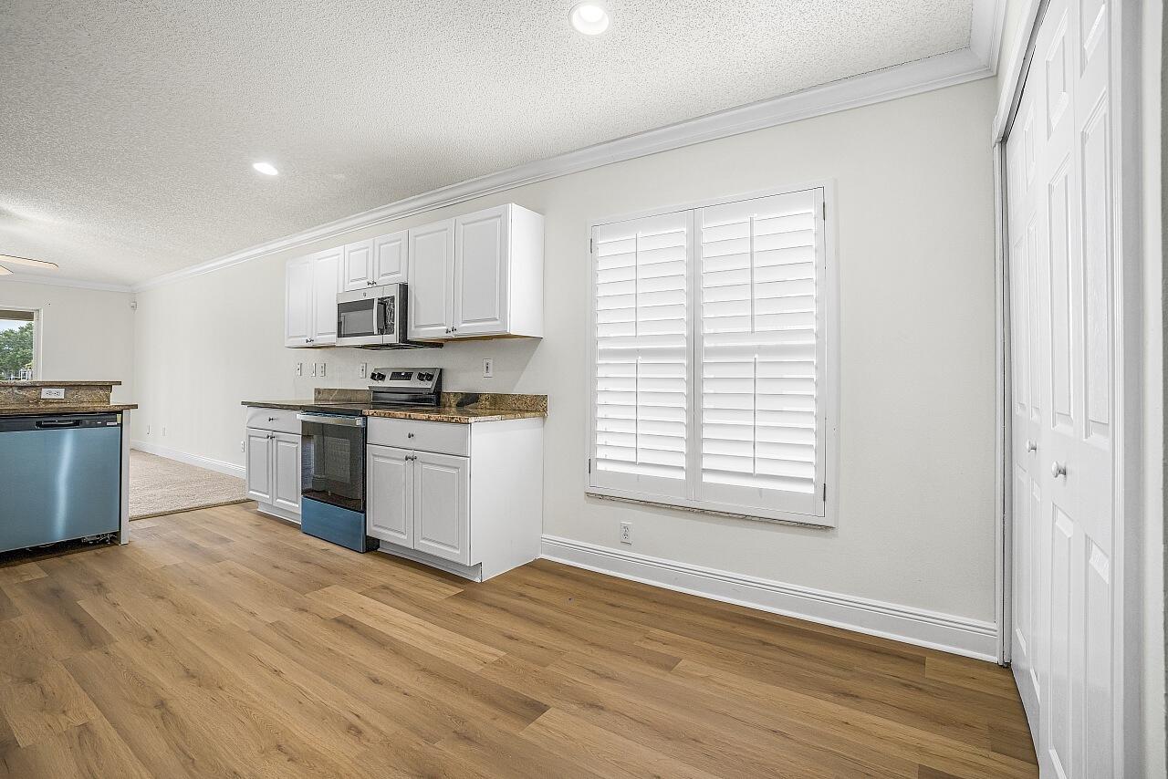 WATERFORD LAKES PHASE I SUBDIVISION - Residential