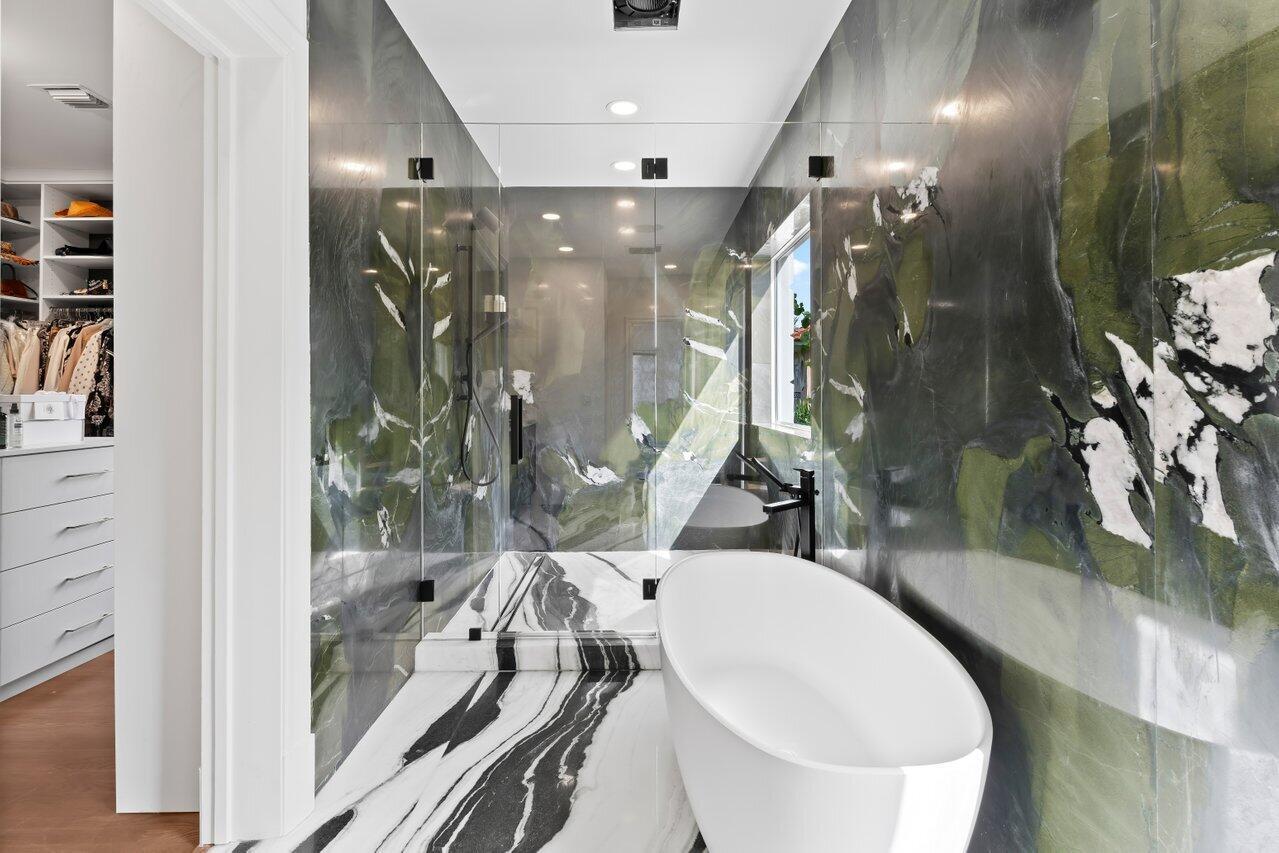 BEACHWAY NORTH - Residential