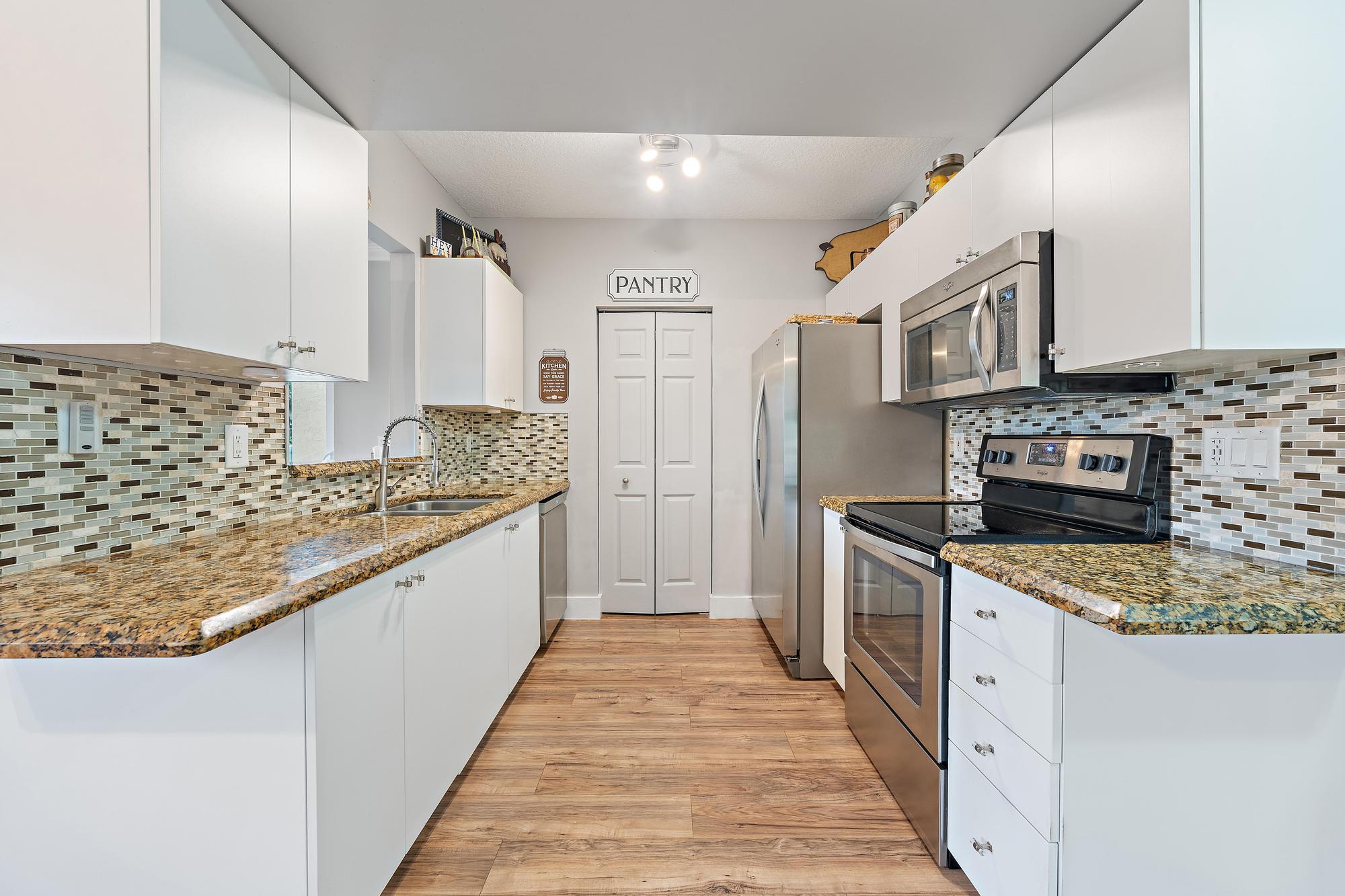 WOODBINE PAR J - Residential