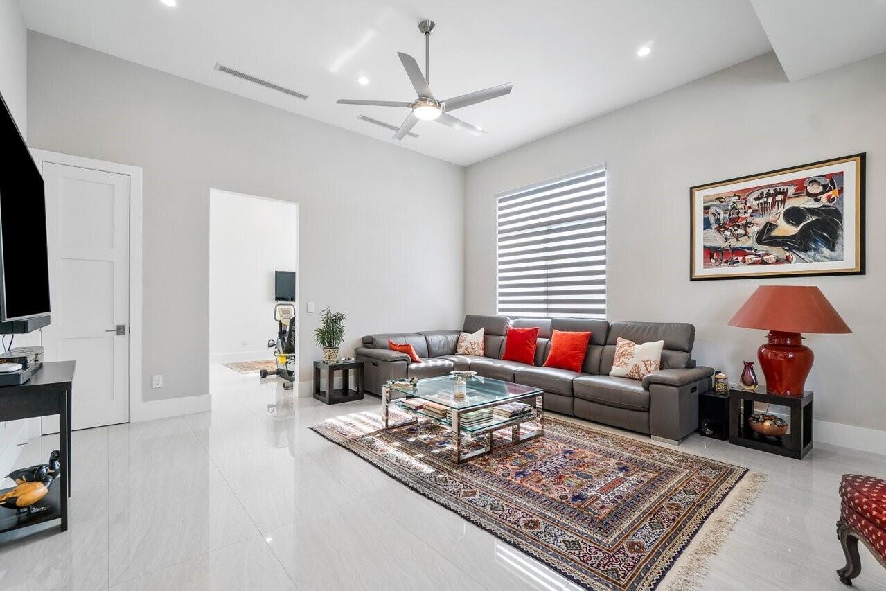 Boca Villas - Residential