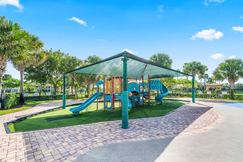 HERON BAY EAST - Residential