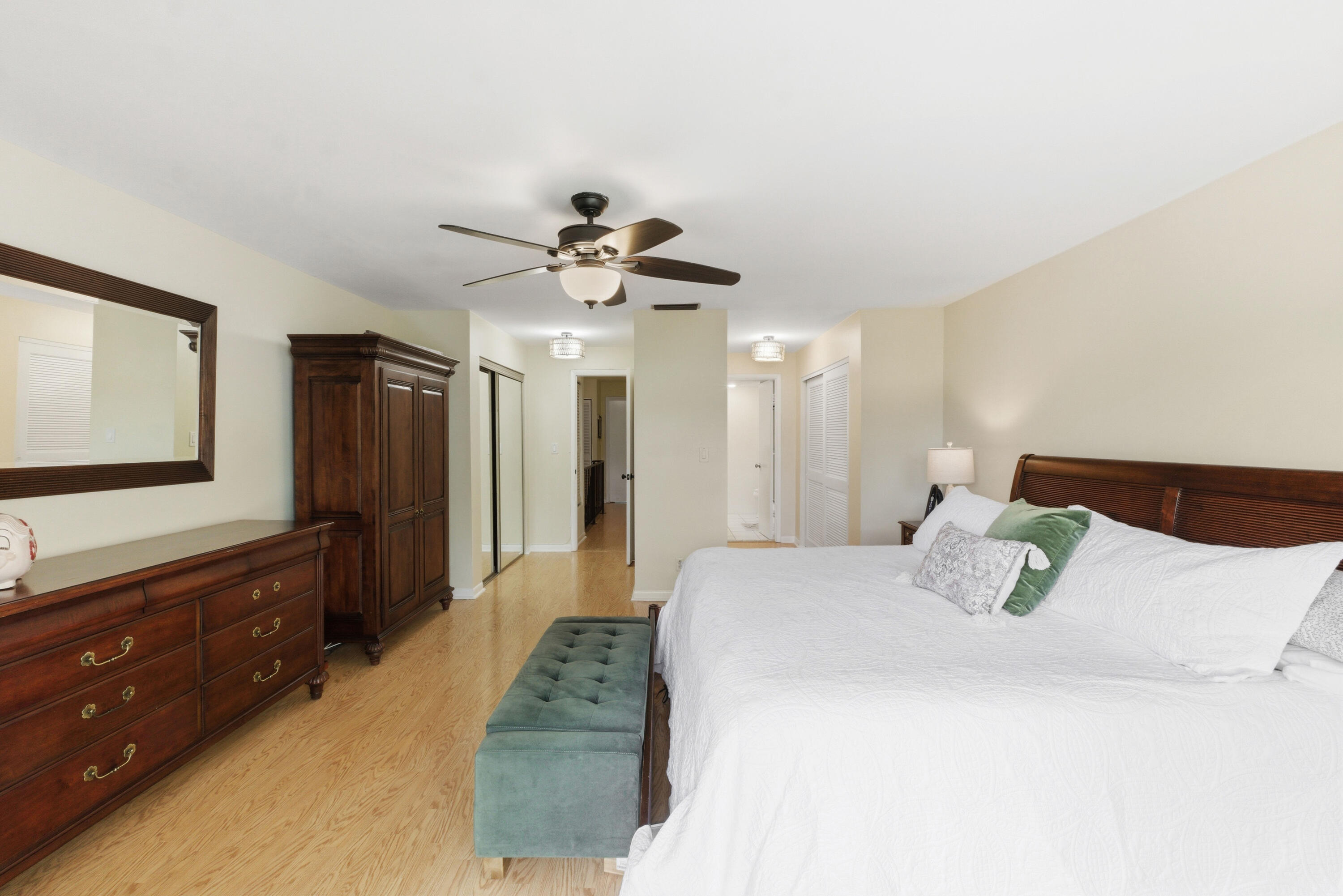 BAYVIEW VILLAGE CONDO - Residential