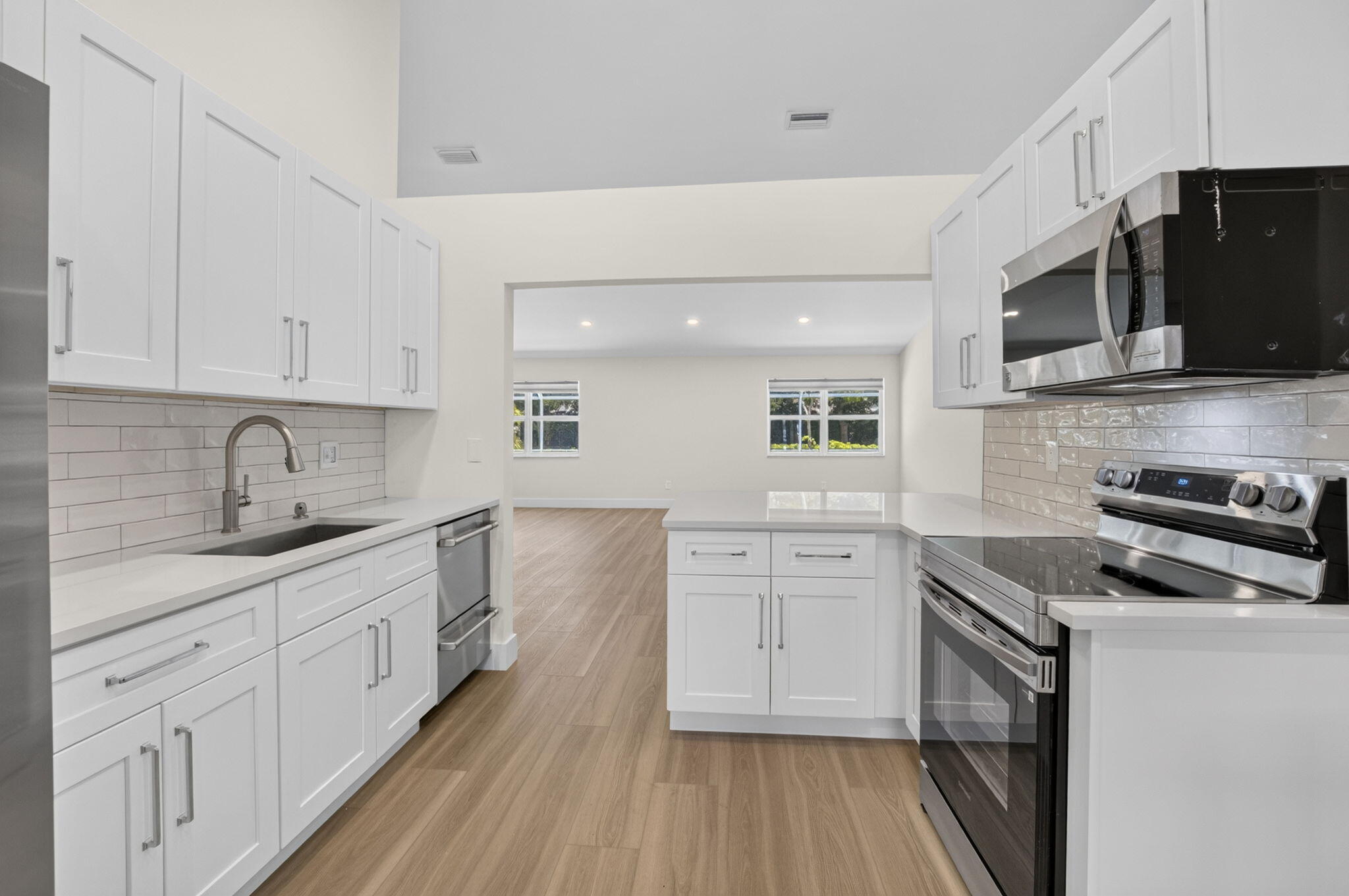 SABAL PARK - Residential Lease