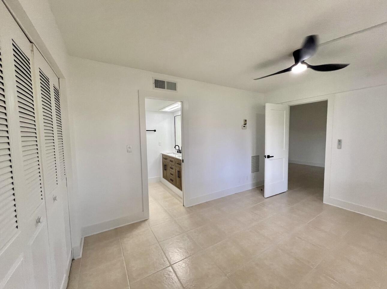 LAKE CLARKE GARDENS CONDO 3 - Residential