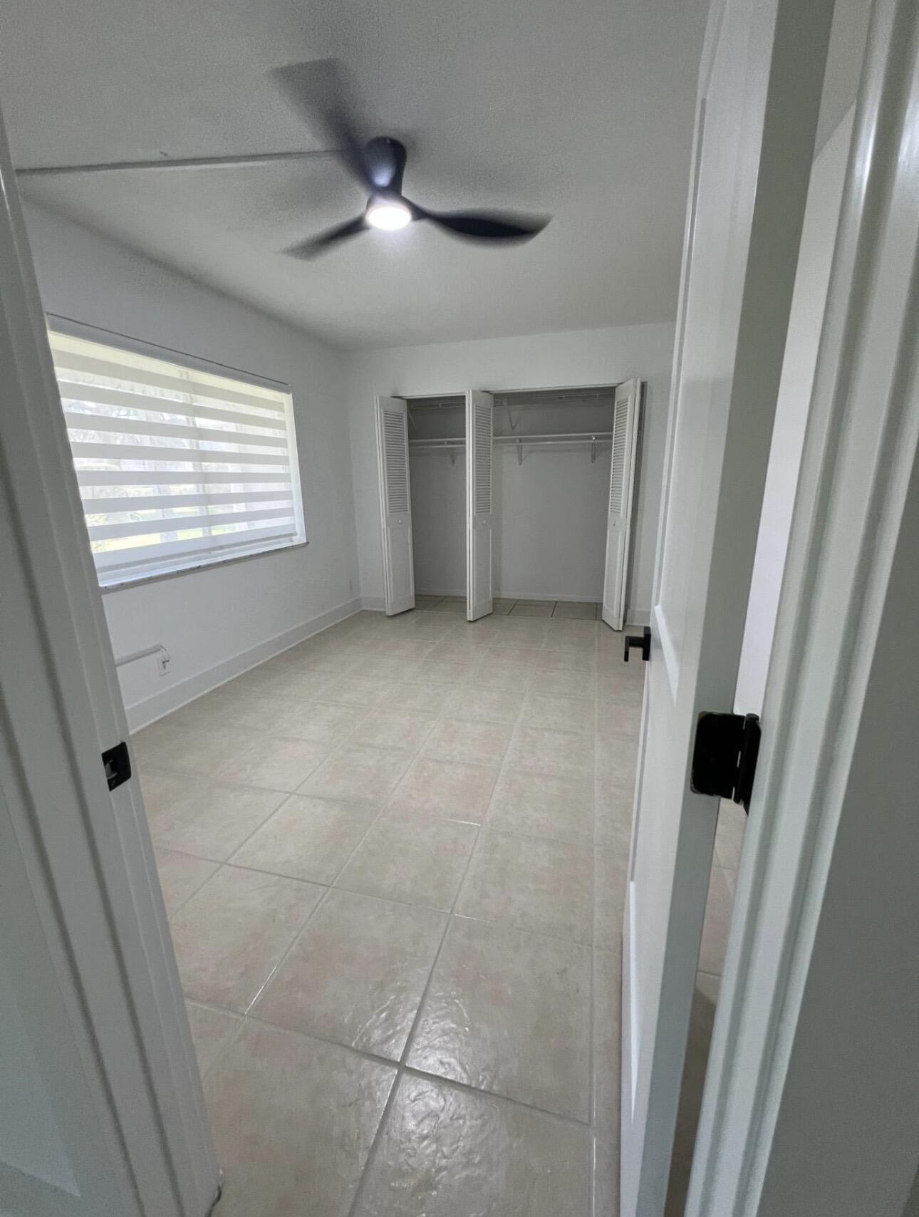 LAKE CLARKE GARDENS CONDO 3 - Residential
