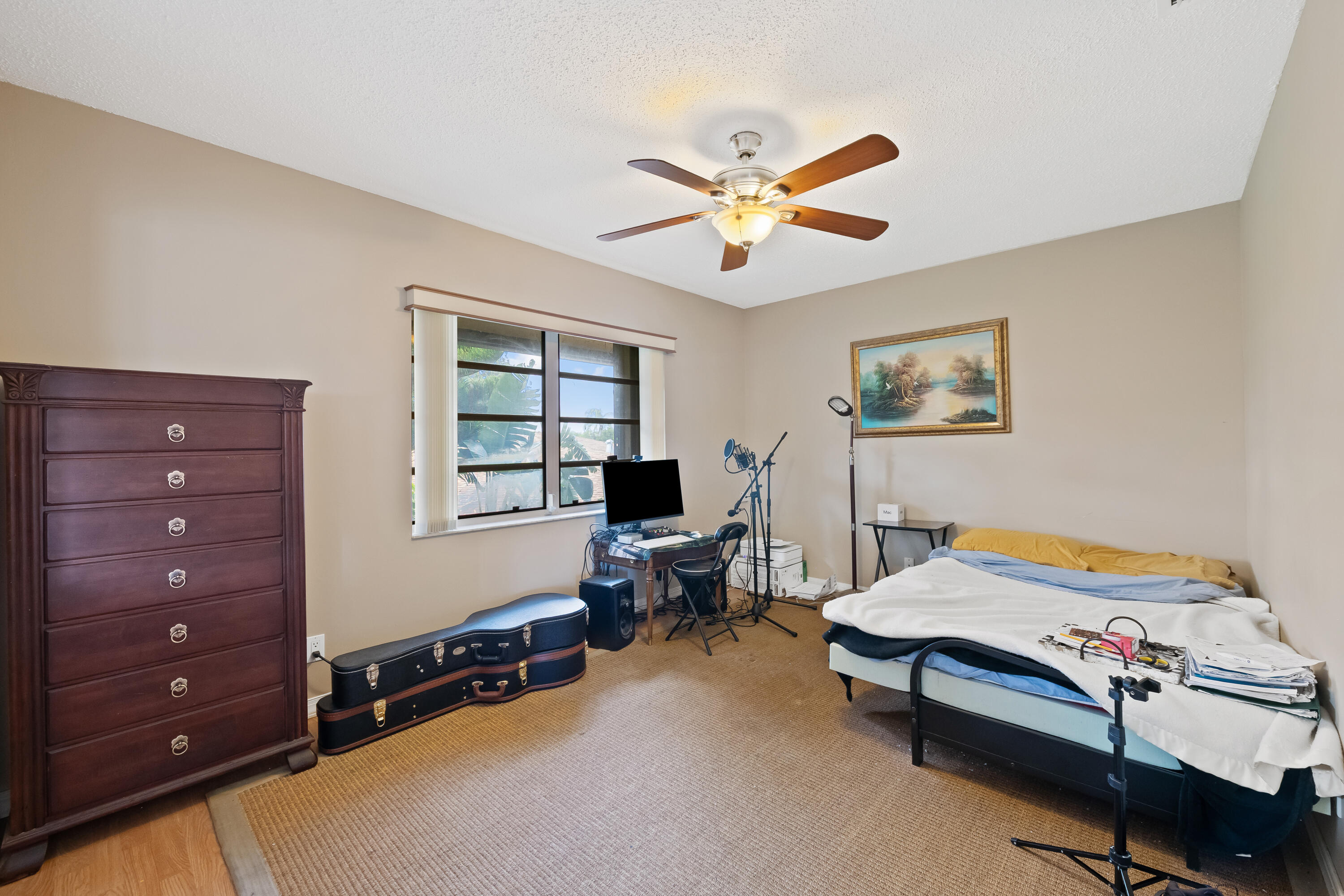 PALM GREENS AT VILLA DEL RAY CONDO II - Residential Lease