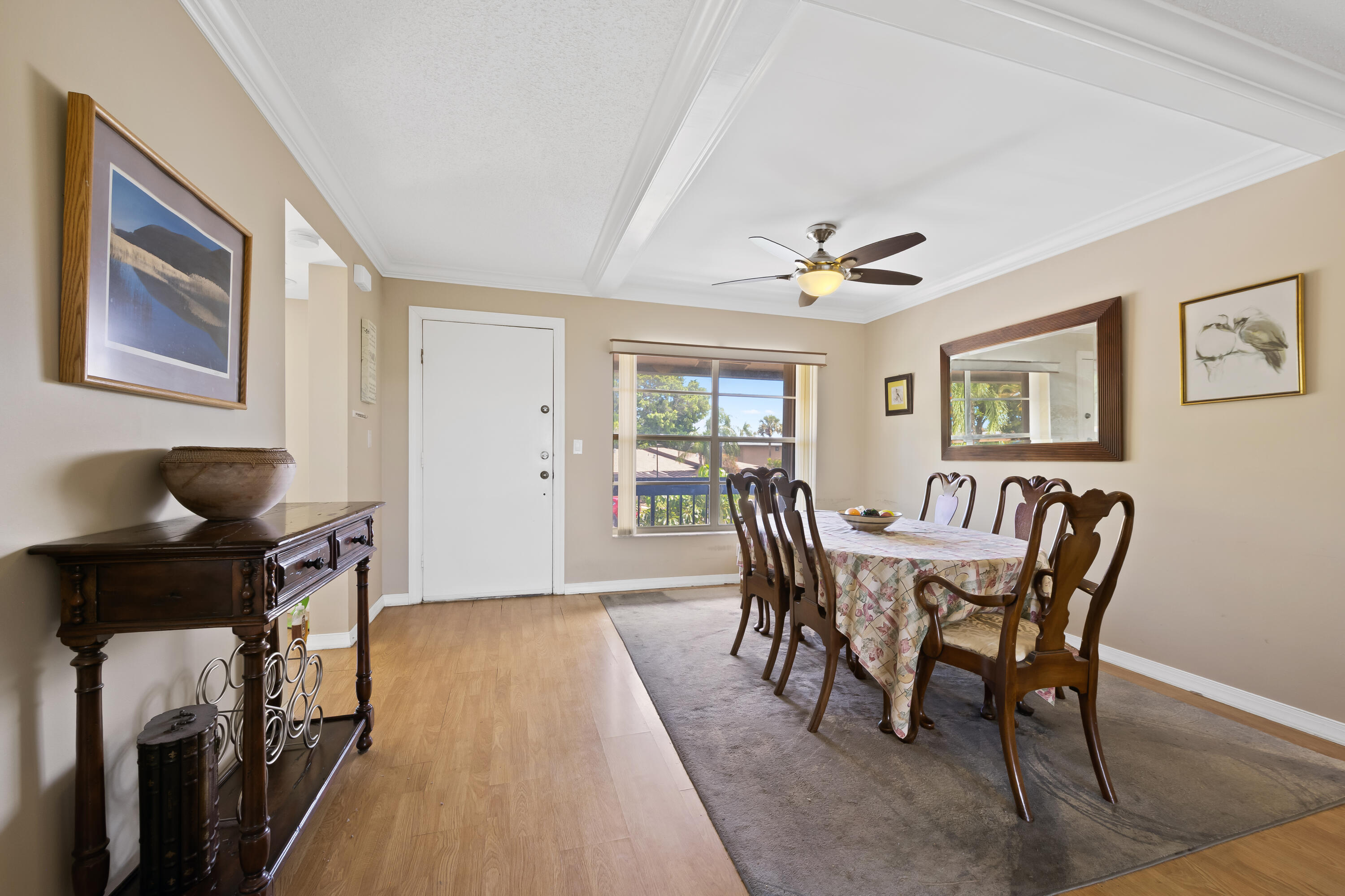 PALM GREENS AT VILLA DEL RAY CONDO II - Residential Lease