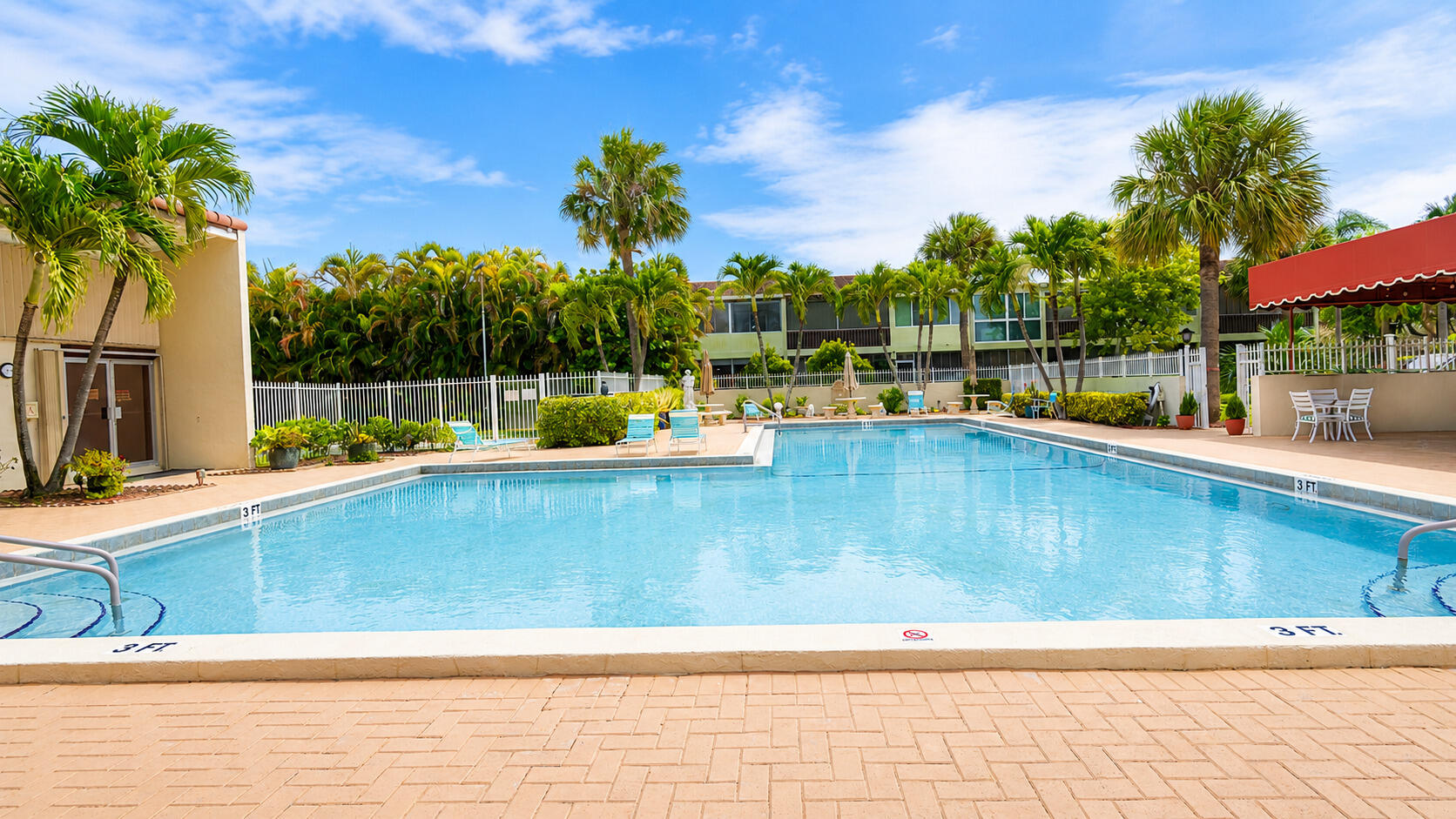 BOUNDBROOK CONDO S - Residential