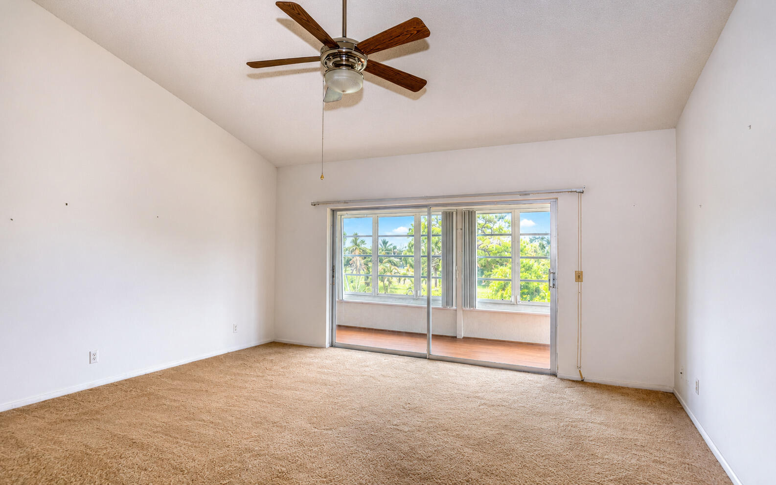 BOUNDBROOK CONDO S - Residential