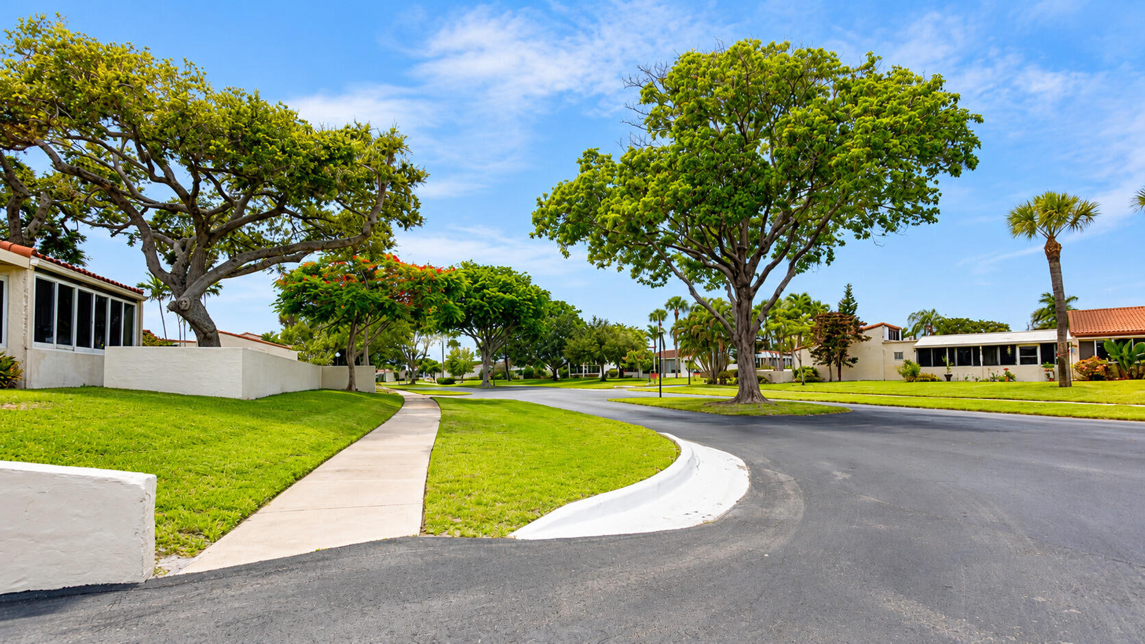 BOUNDBROOK CONDO S - Residential