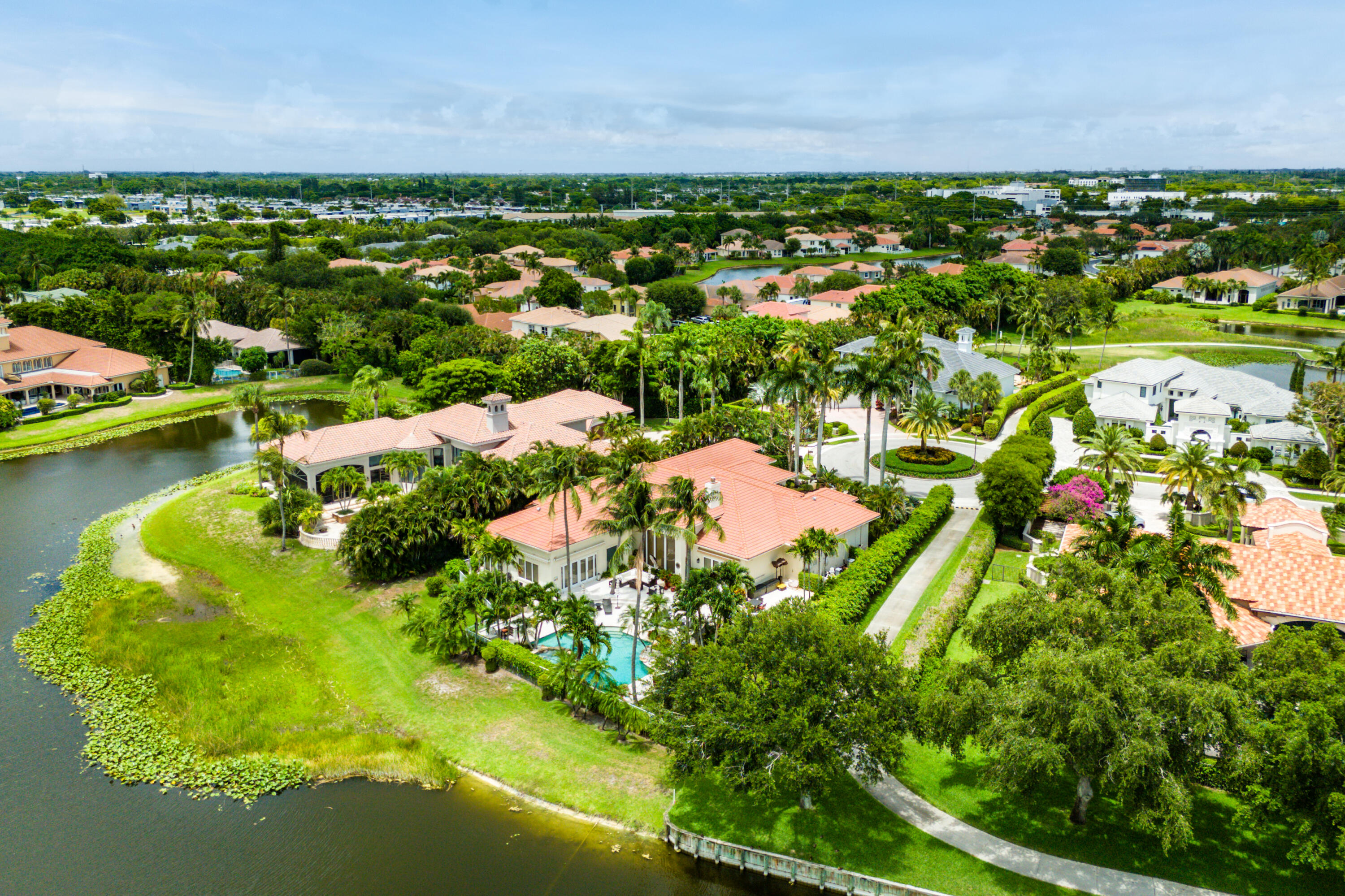 VINTAGE OAKS / POLO CLUB - Residential