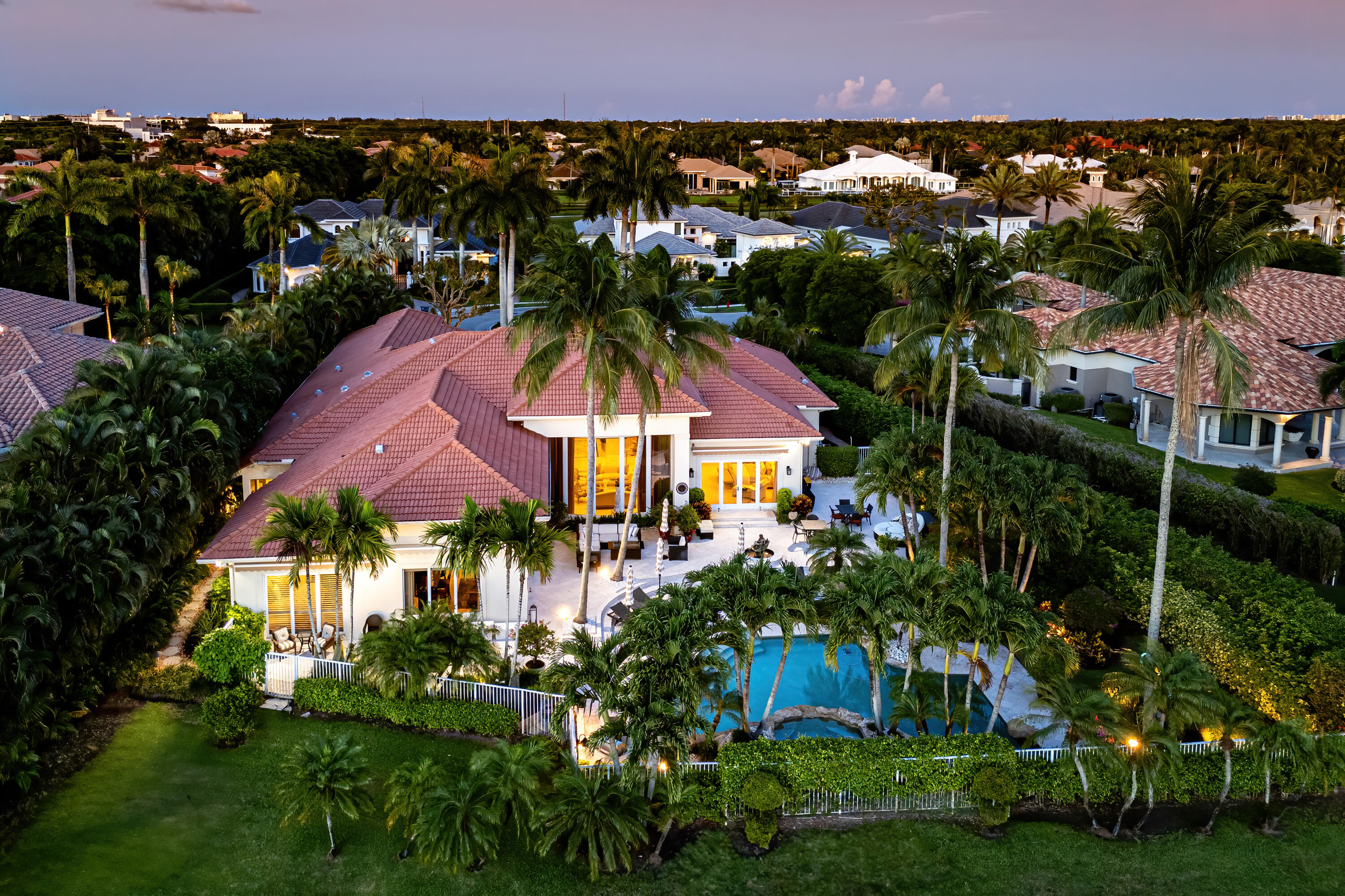 VINTAGE OAKS / POLO CLUB - Residential