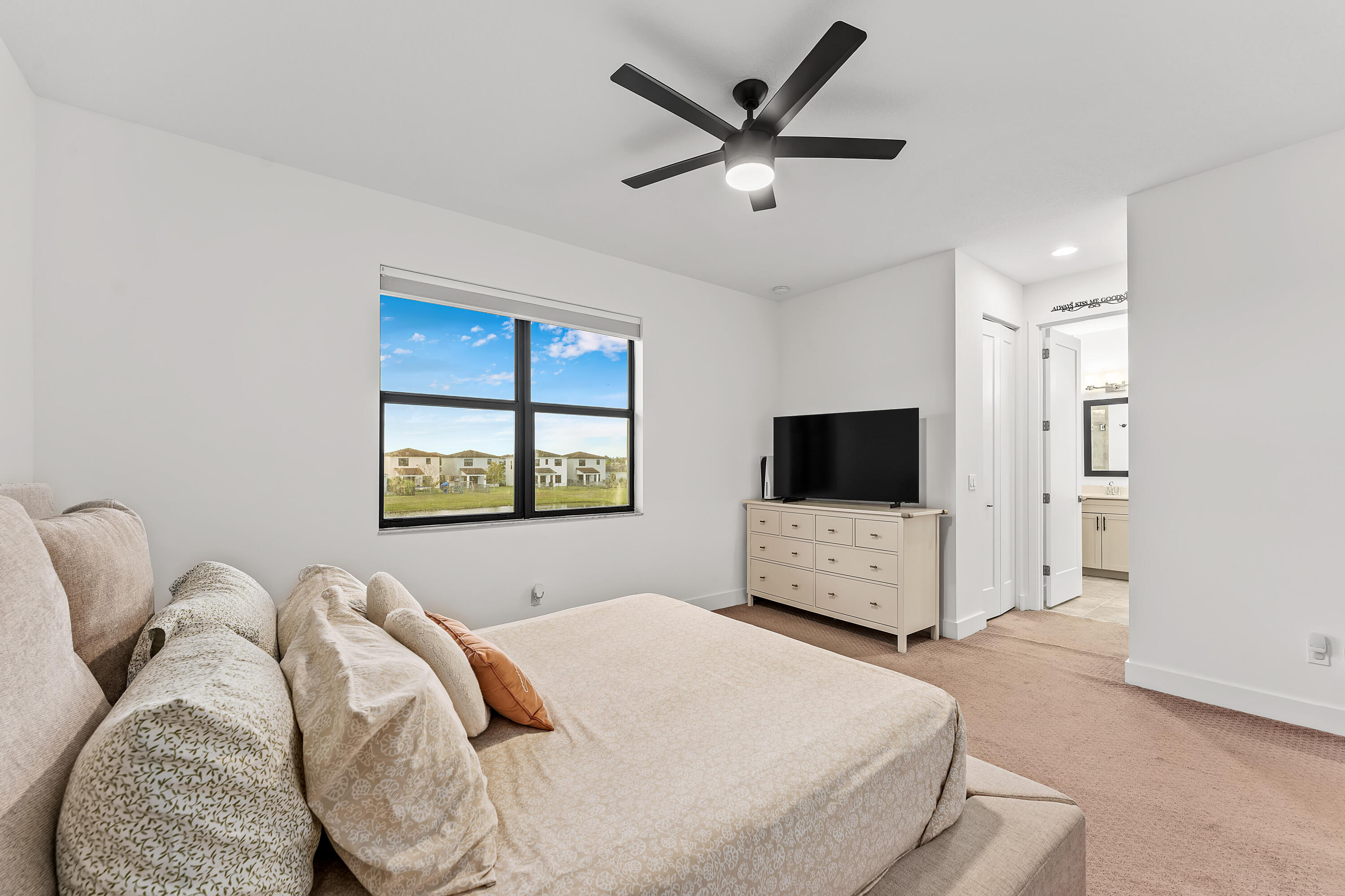 SKY COVE - Residential