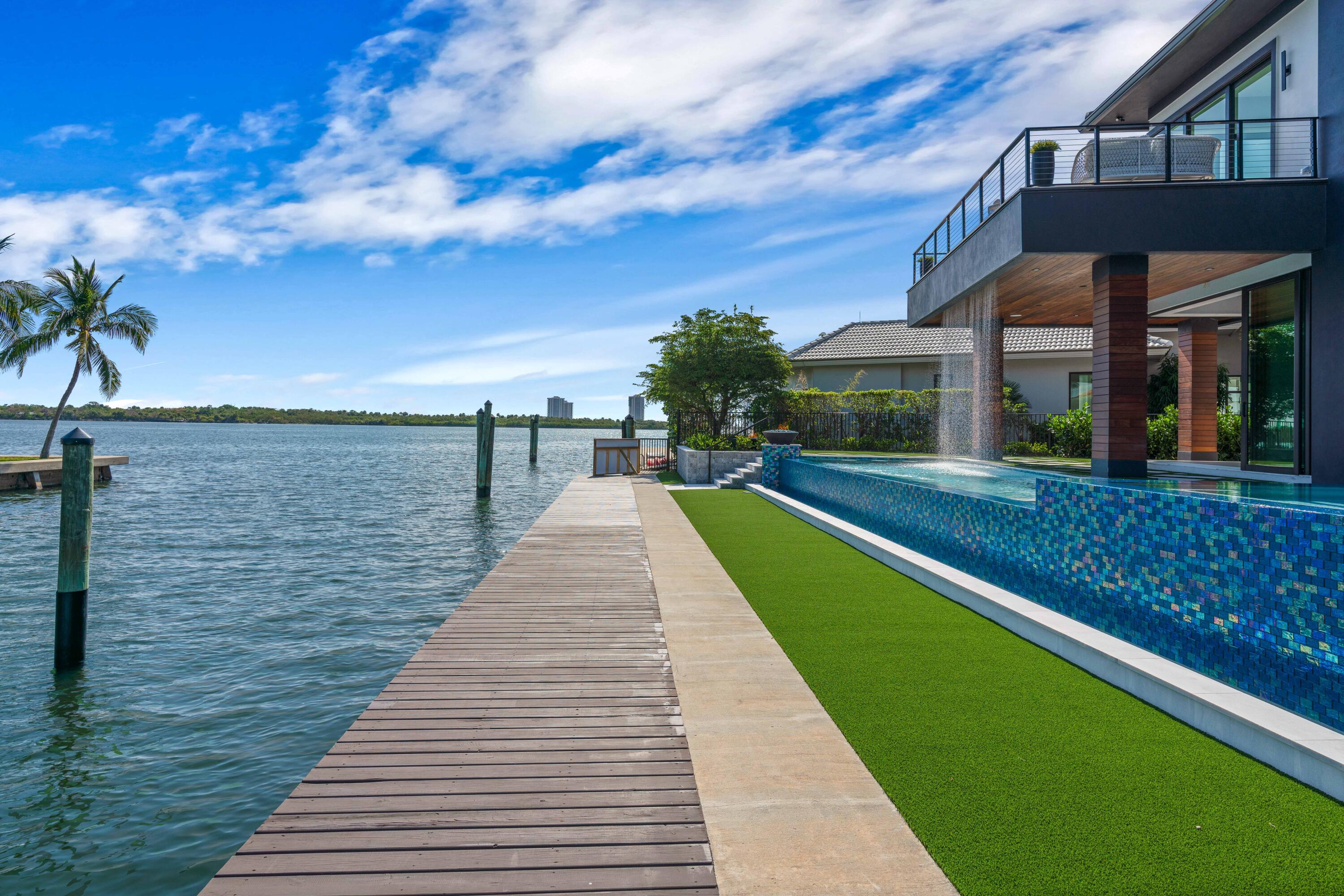 PALM BEACH LAKE WORTH ESTATES 2 - Residential