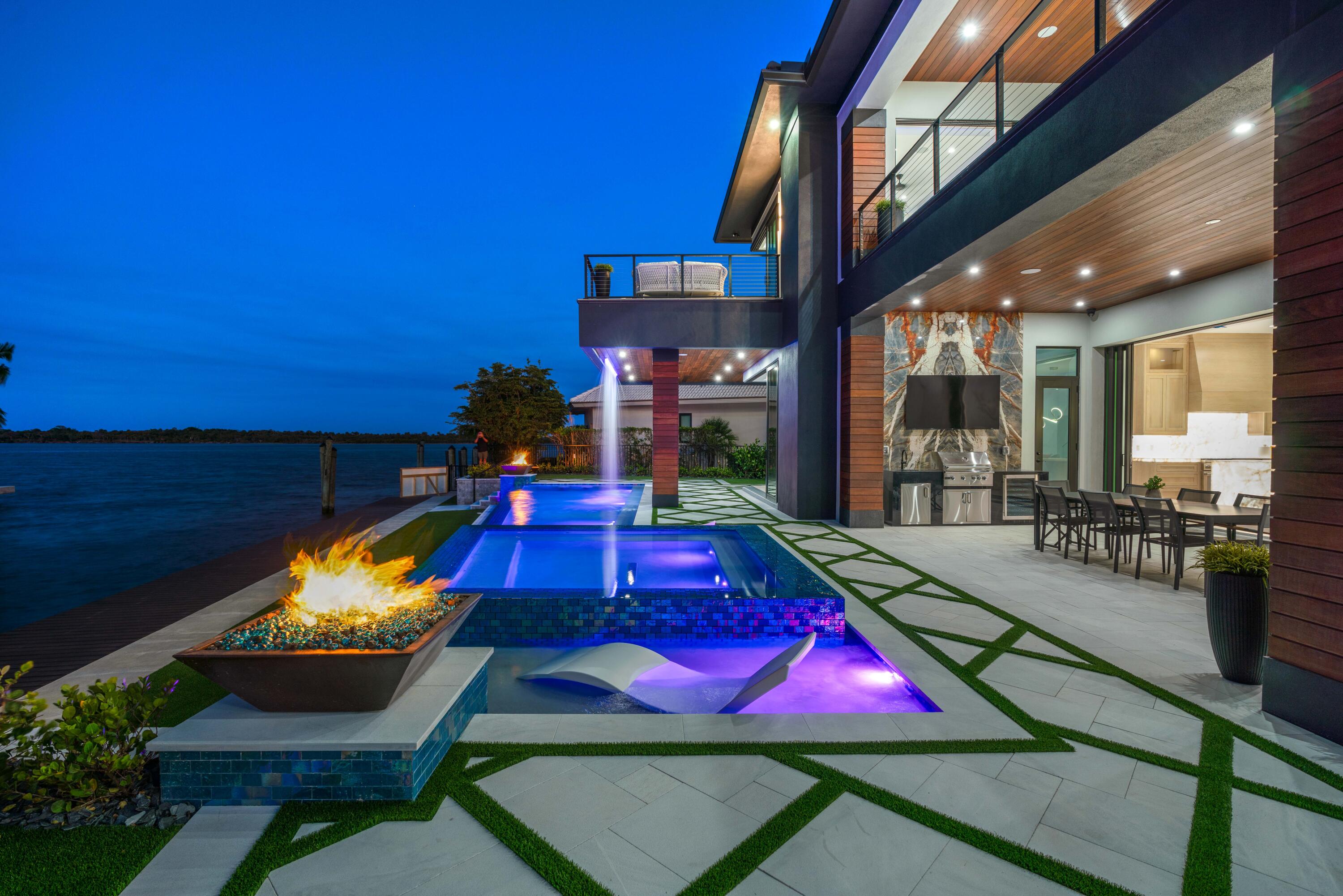 PALM BEACH LAKE WORTH ESTATES 2 - Residential