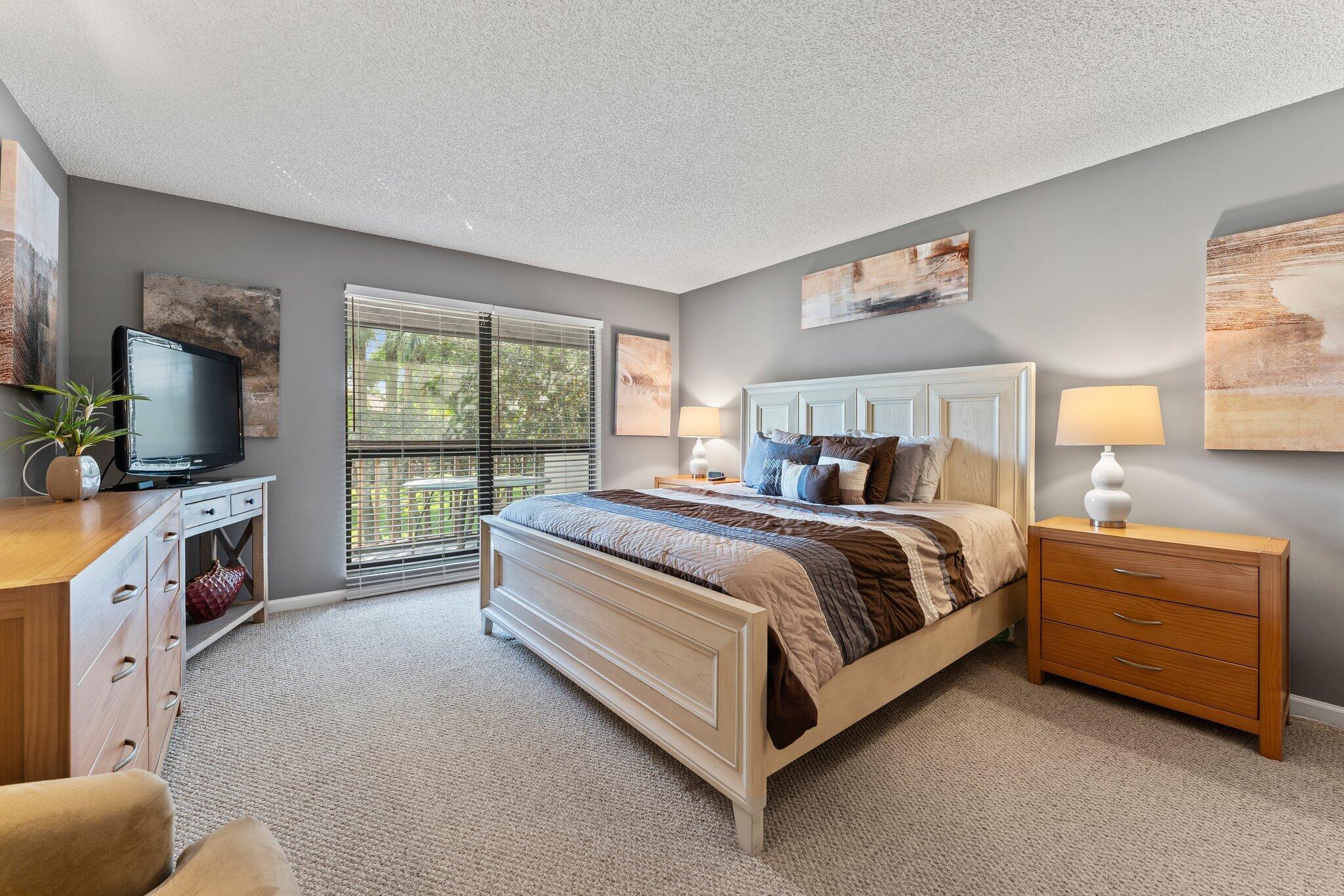 GOLF VILLAS CONDO - Residential