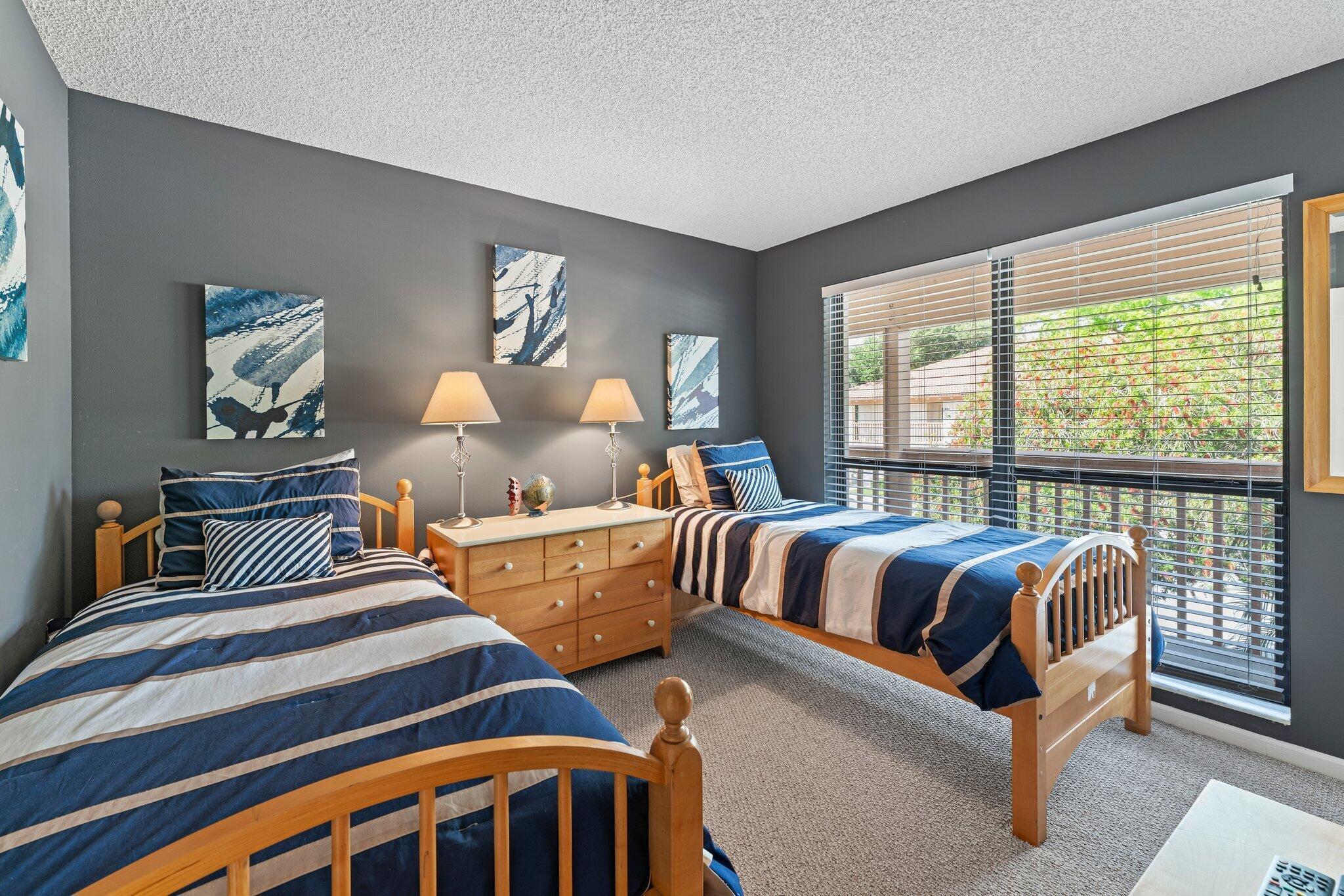 GOLF VILLAS CONDO - Residential