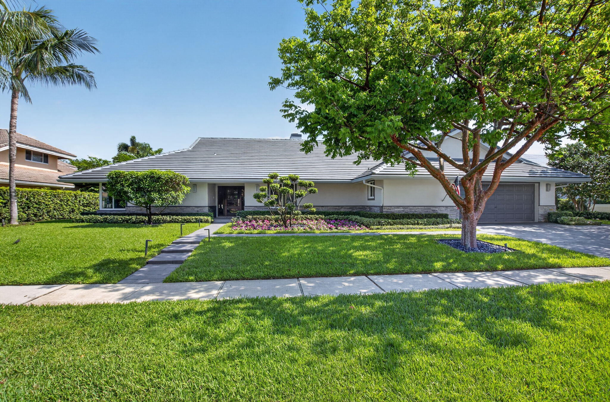 WOODFIELD HUNT CLUB - Residential
