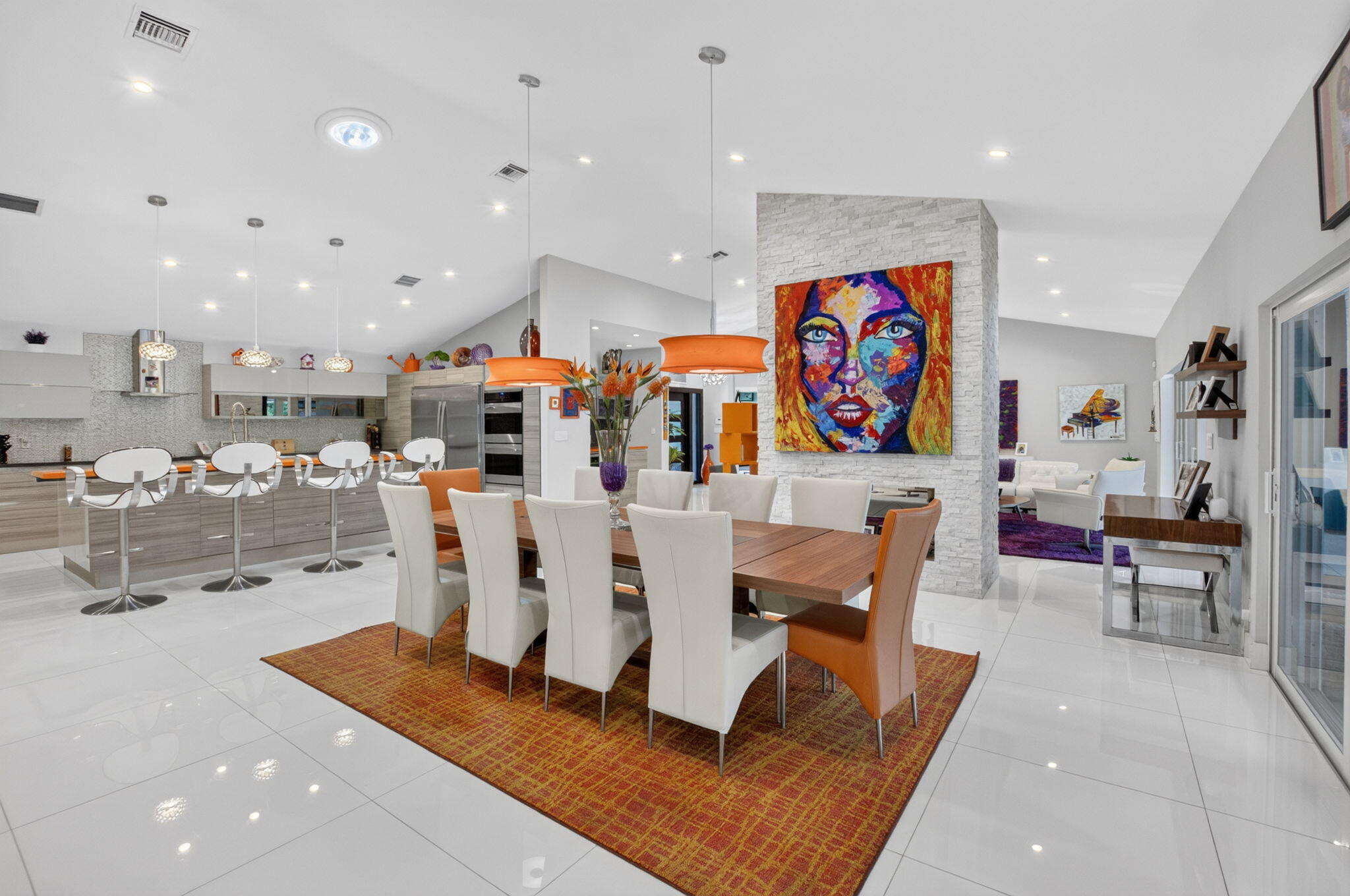 WOODFIELD HUNT CLUB - Residential
