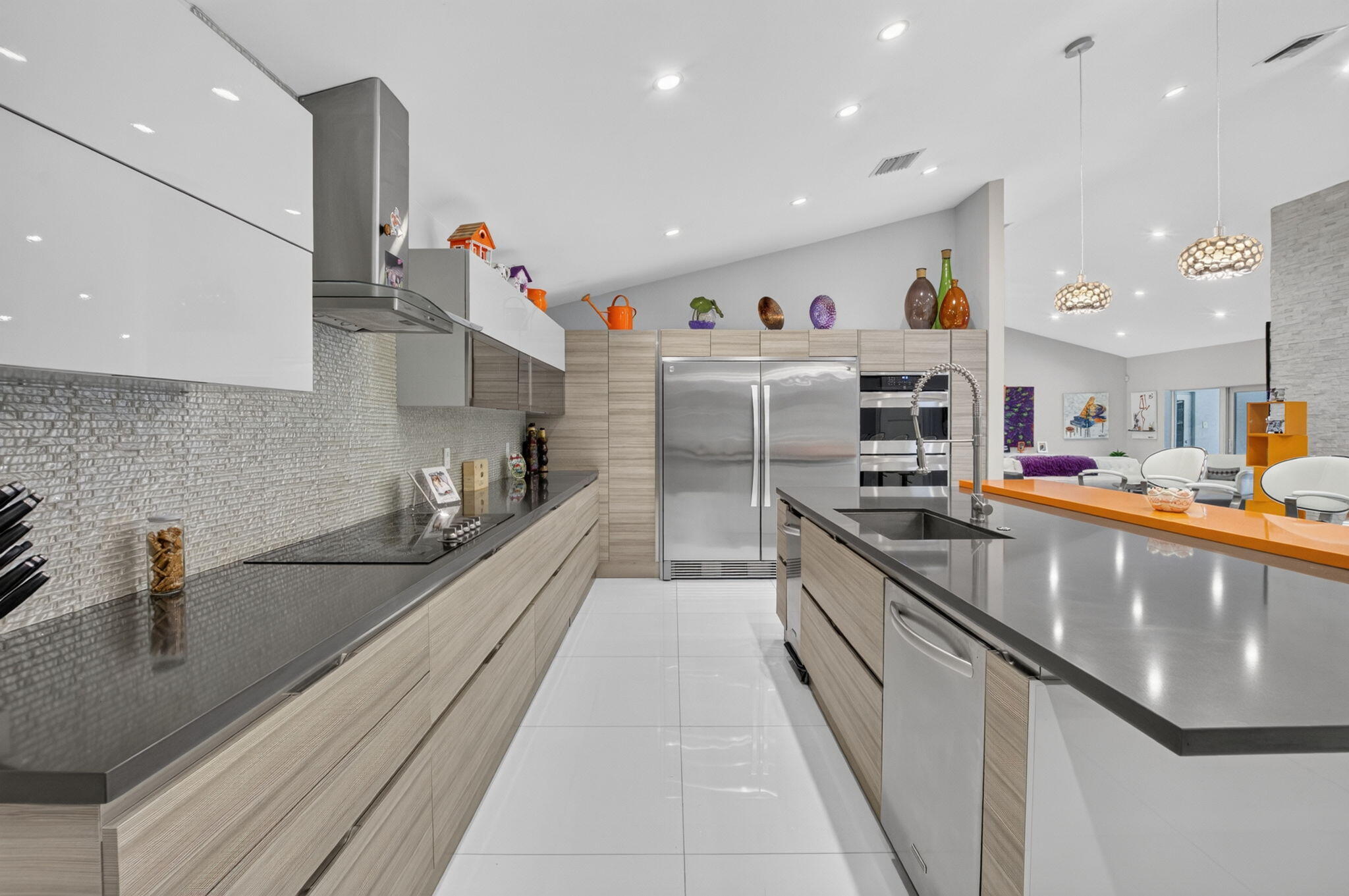 WOODFIELD HUNT CLUB - Residential