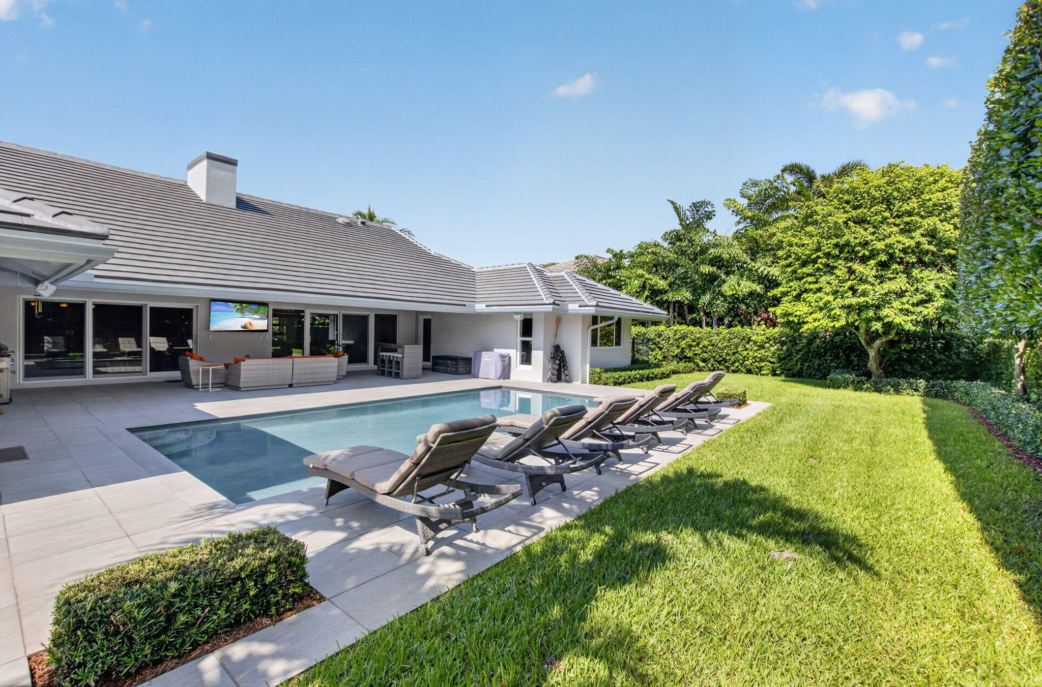 WOODFIELD HUNT CLUB - Residential