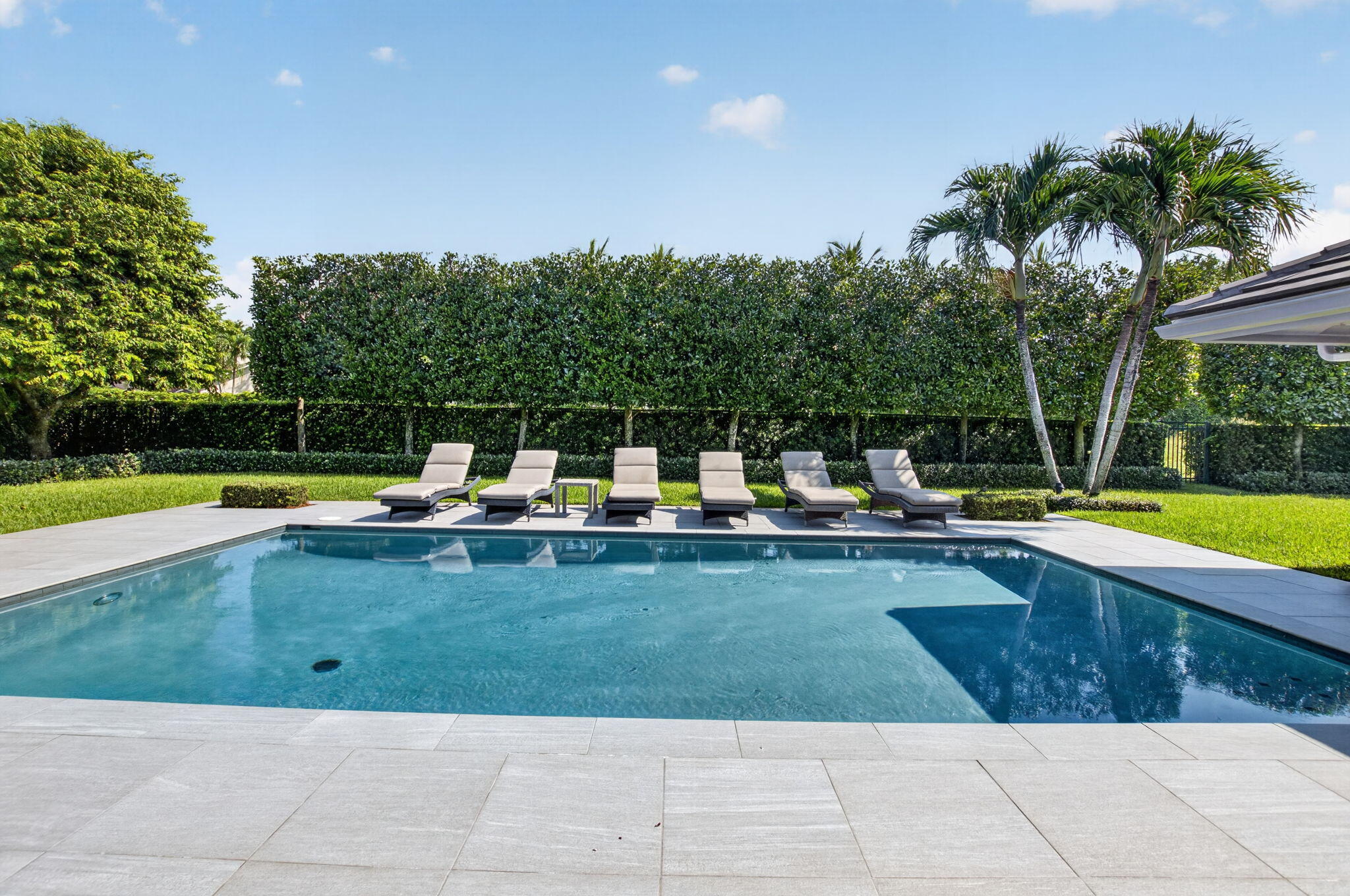 WOODFIELD HUNT CLUB - Residential