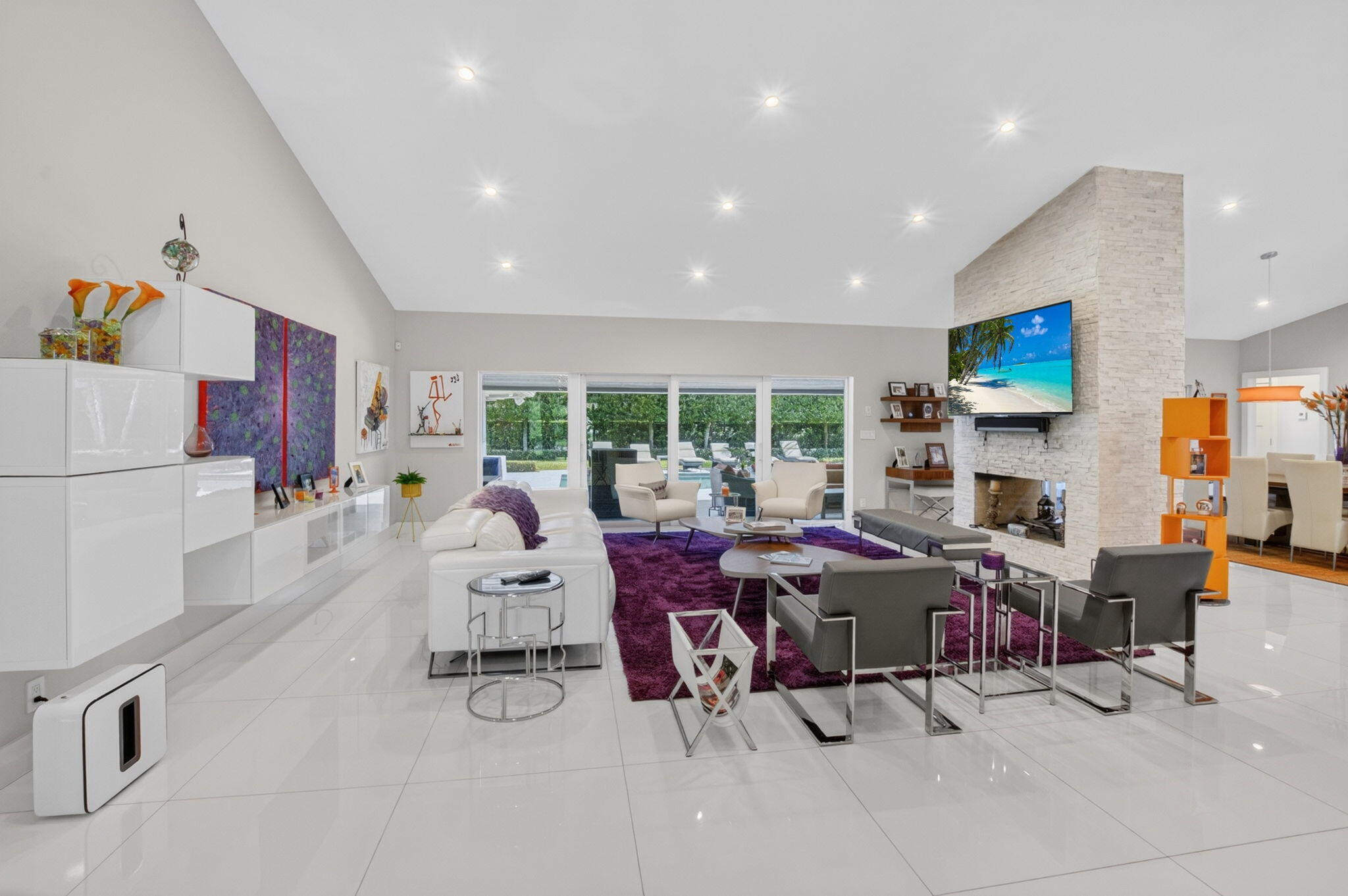 WOODFIELD HUNT CLUB - Residential