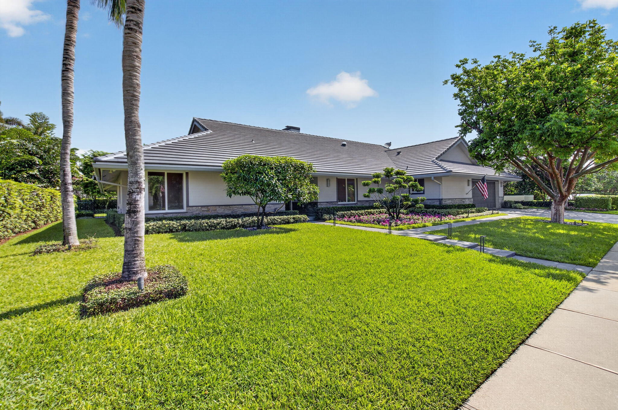 WOODFIELD HUNT CLUB - Residential