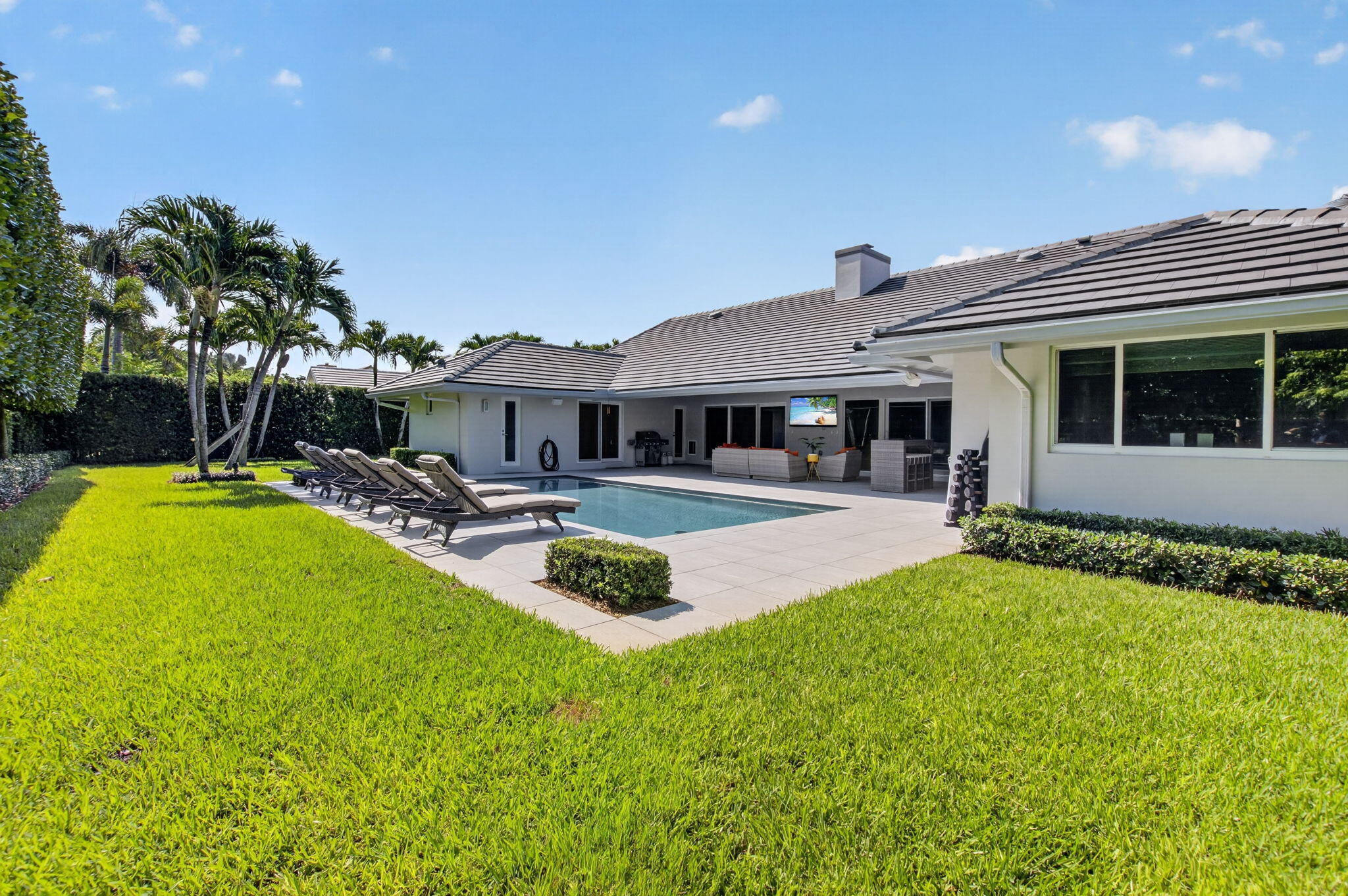 WOODFIELD HUNT CLUB - Residential